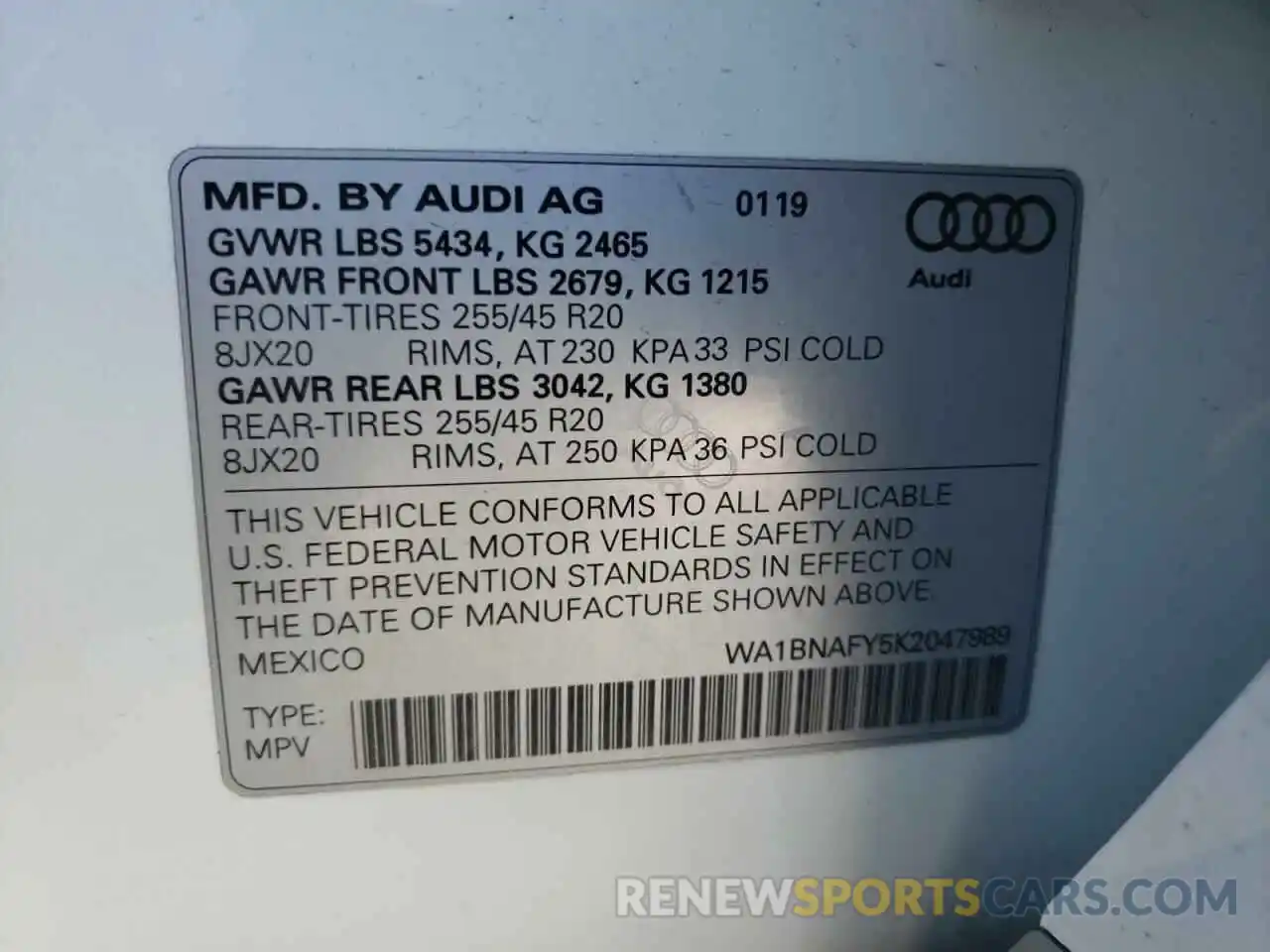 10 Photograph of a damaged car WA1BNAFY5K2047989 AUDI Q5 2019