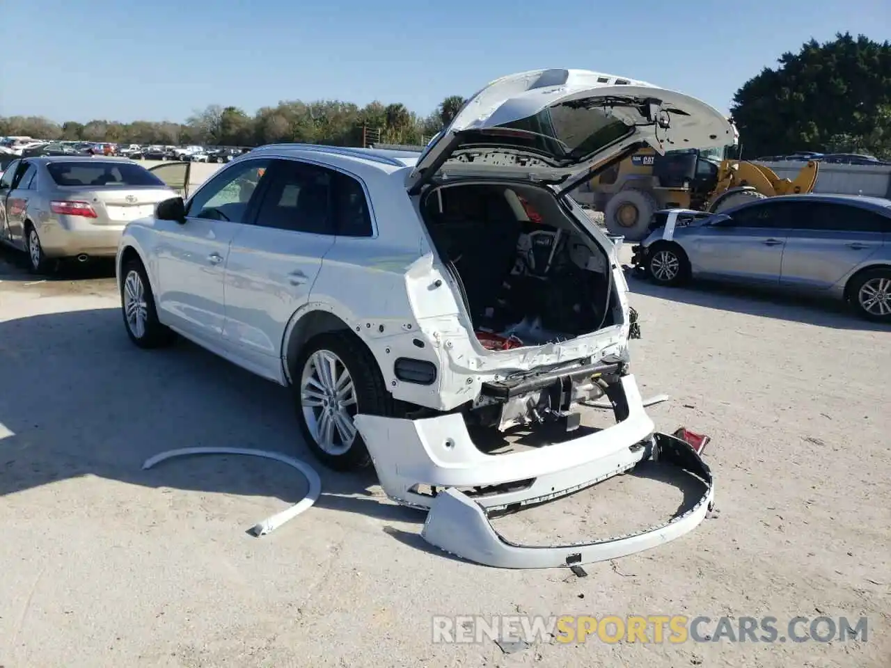 3 Photograph of a damaged car WA1BNAFY5K2047989 AUDI Q5 2019