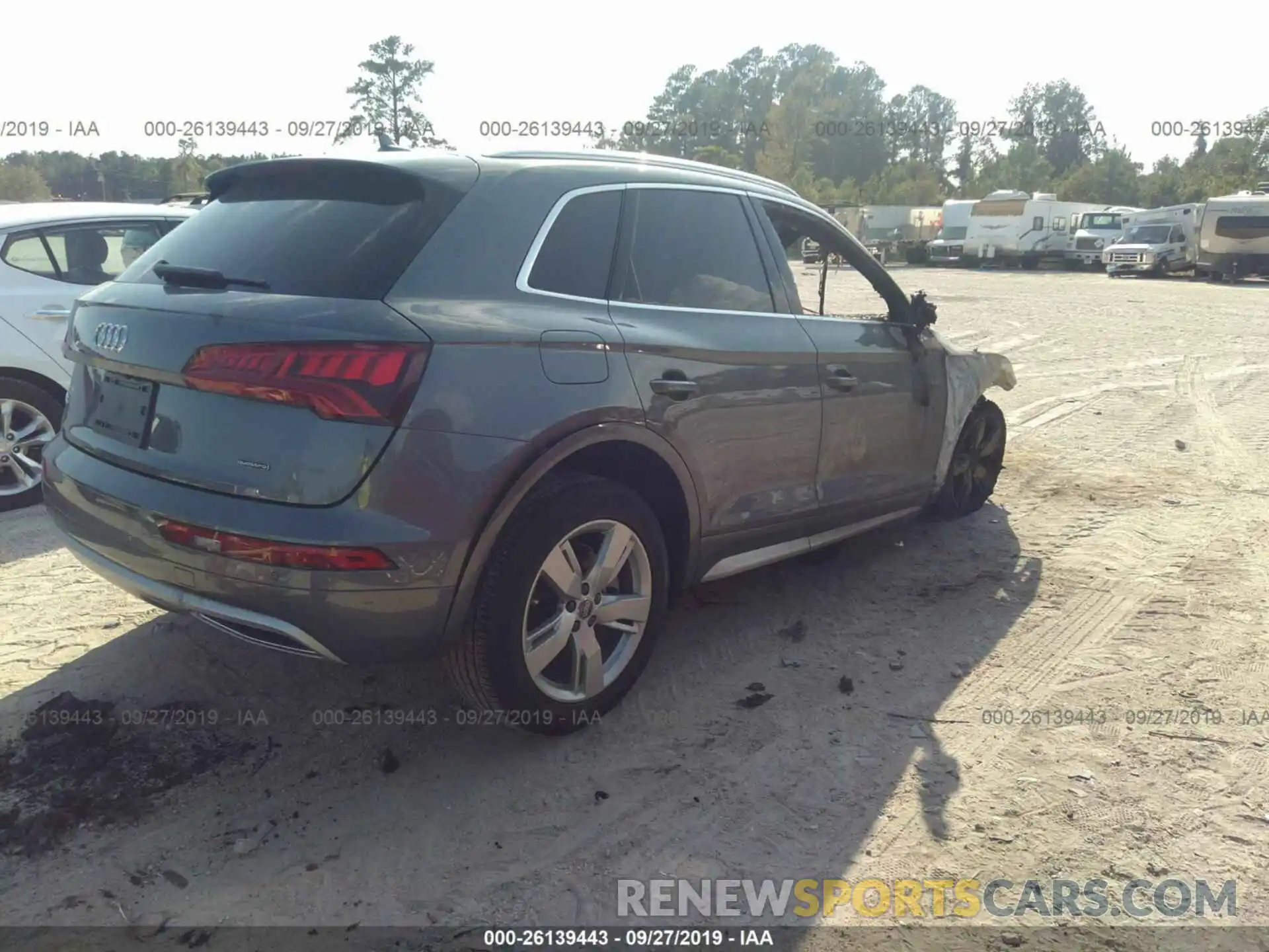 4 Фотография поврежденного автомобиля WA1BNAFY5K2053095 AUDI Q5 2019