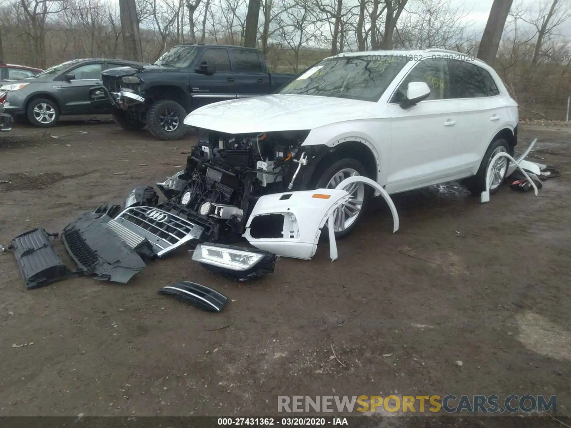 2 Photograph of a damaged car WA1BNAFY5K2053808 AUDI Q5 2019