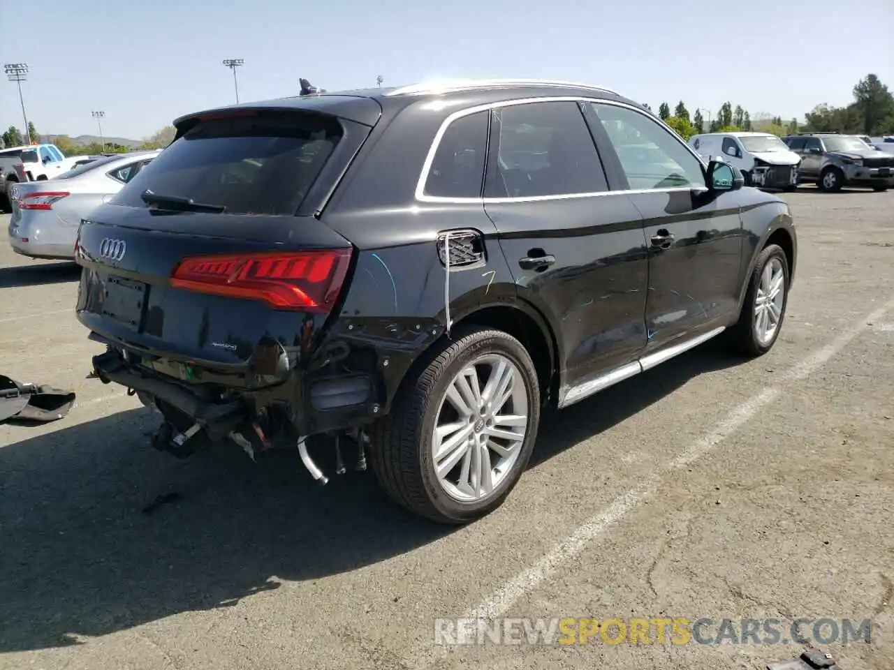 4 Фотография поврежденного автомобиля WA1BNAFY5K2062489 AUDI Q5 2019