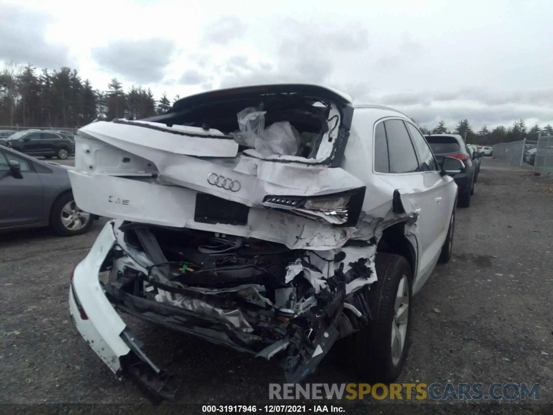 6 Photograph of a damaged car WA1BNAFY5K2070687 AUDI Q5 2019