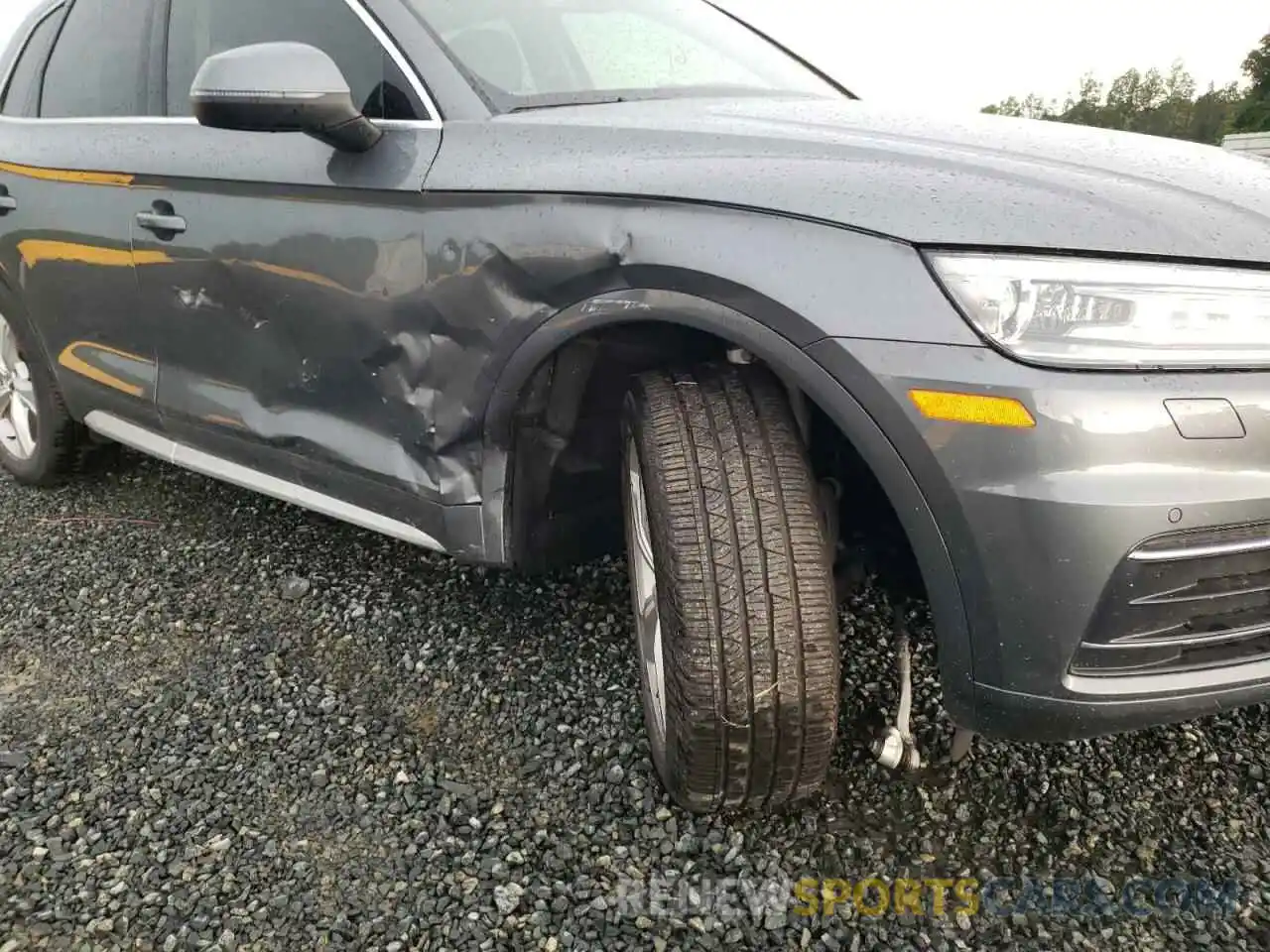 9 Photograph of a damaged car WA1BNAFY5K2089305 AUDI Q5 2019