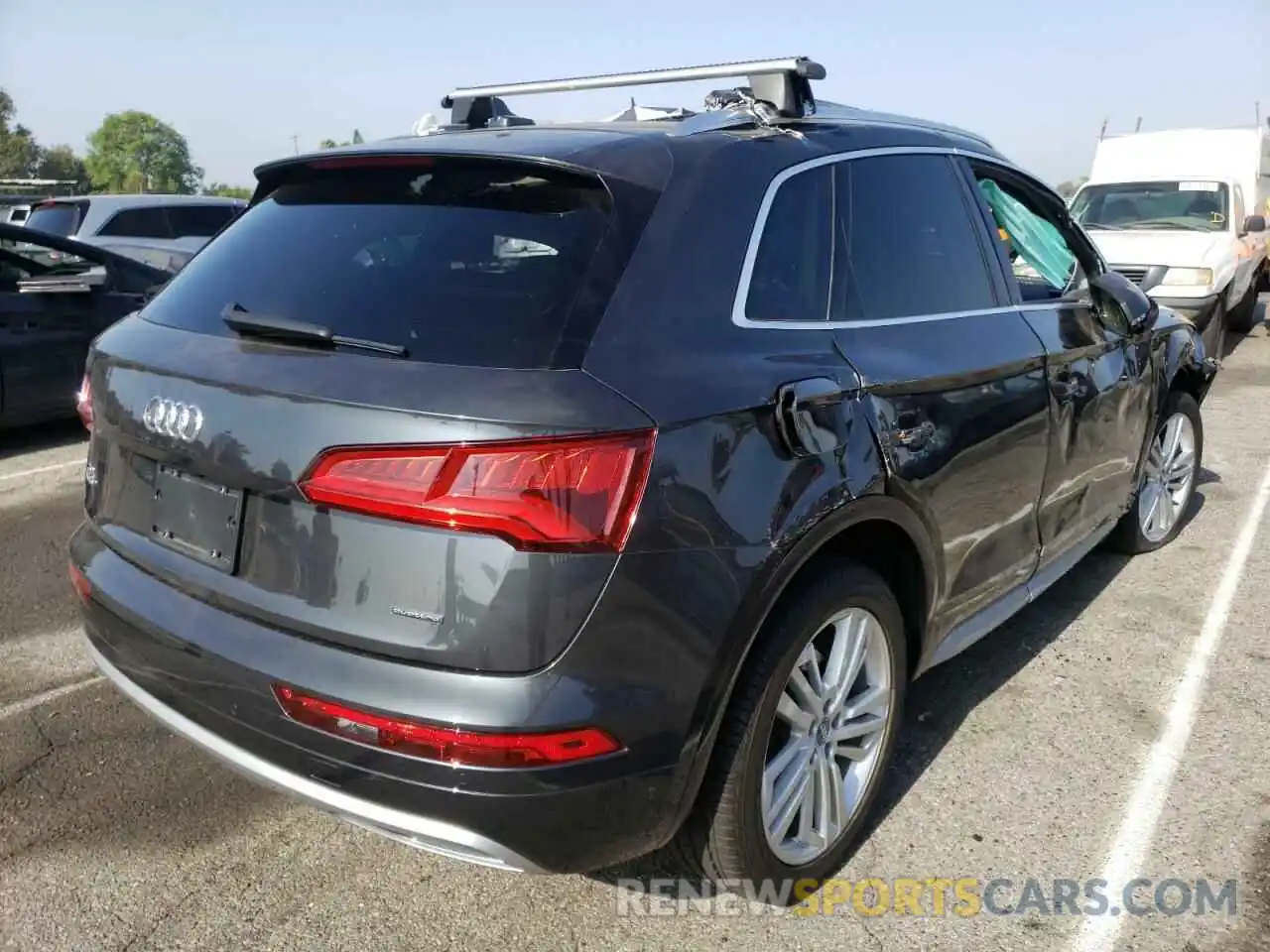 4 Фотография поврежденного автомобиля WA1BNAFY5K2098361 AUDI Q5 2019