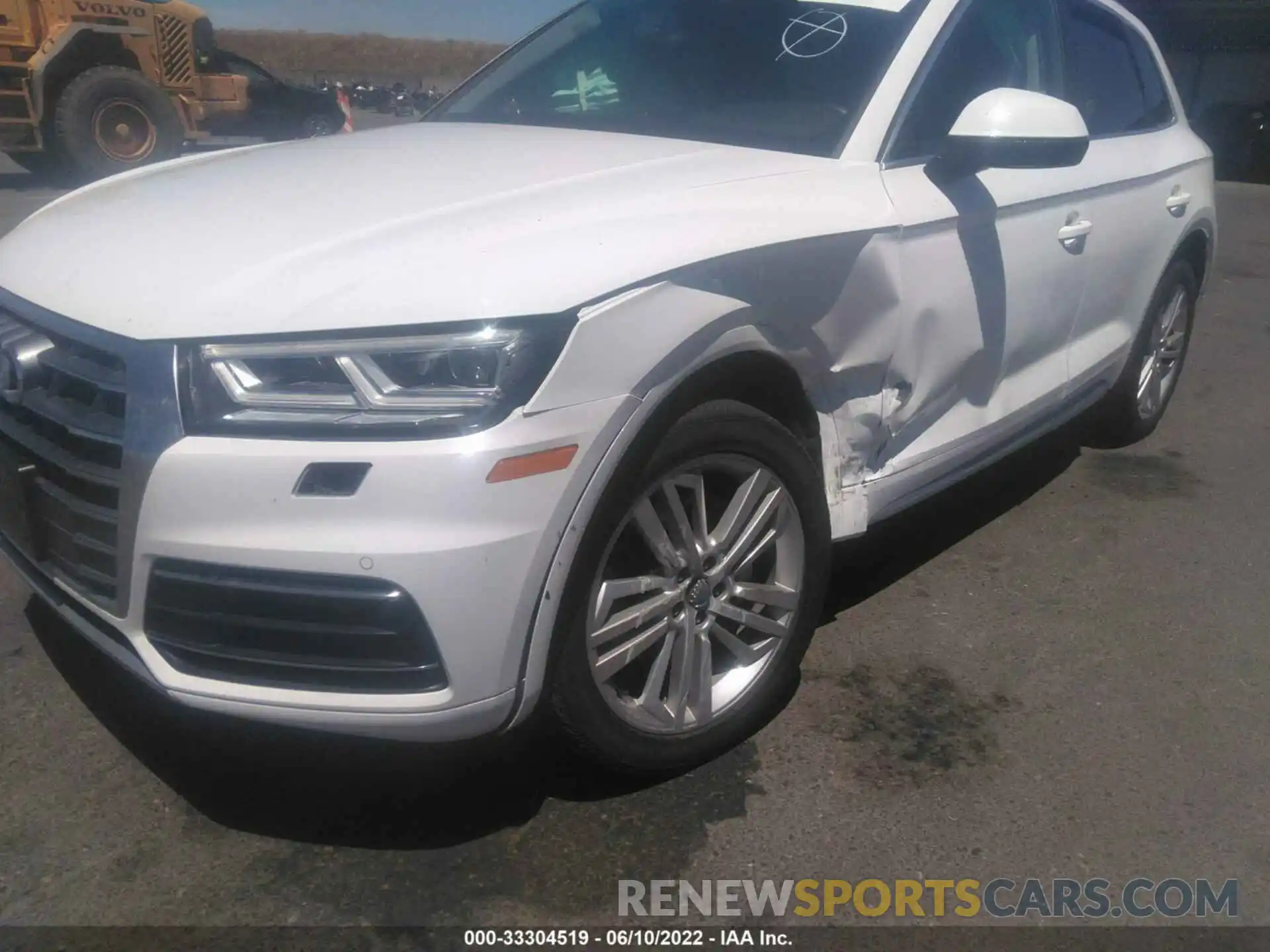 6 Photograph of a damaged car WA1BNAFY5K2102070 AUDI Q5 2019