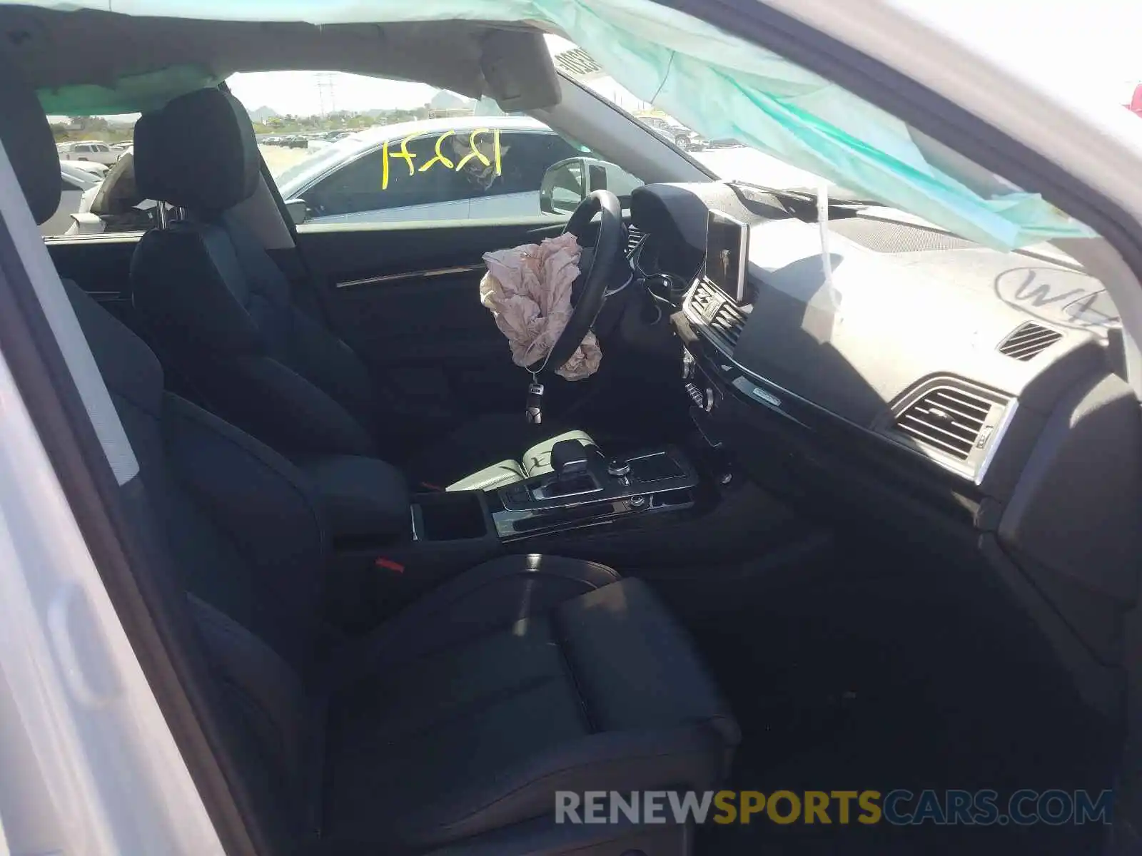 5 Photograph of a damaged car WA1BNAFY5K2114977 AUDI Q5 2019