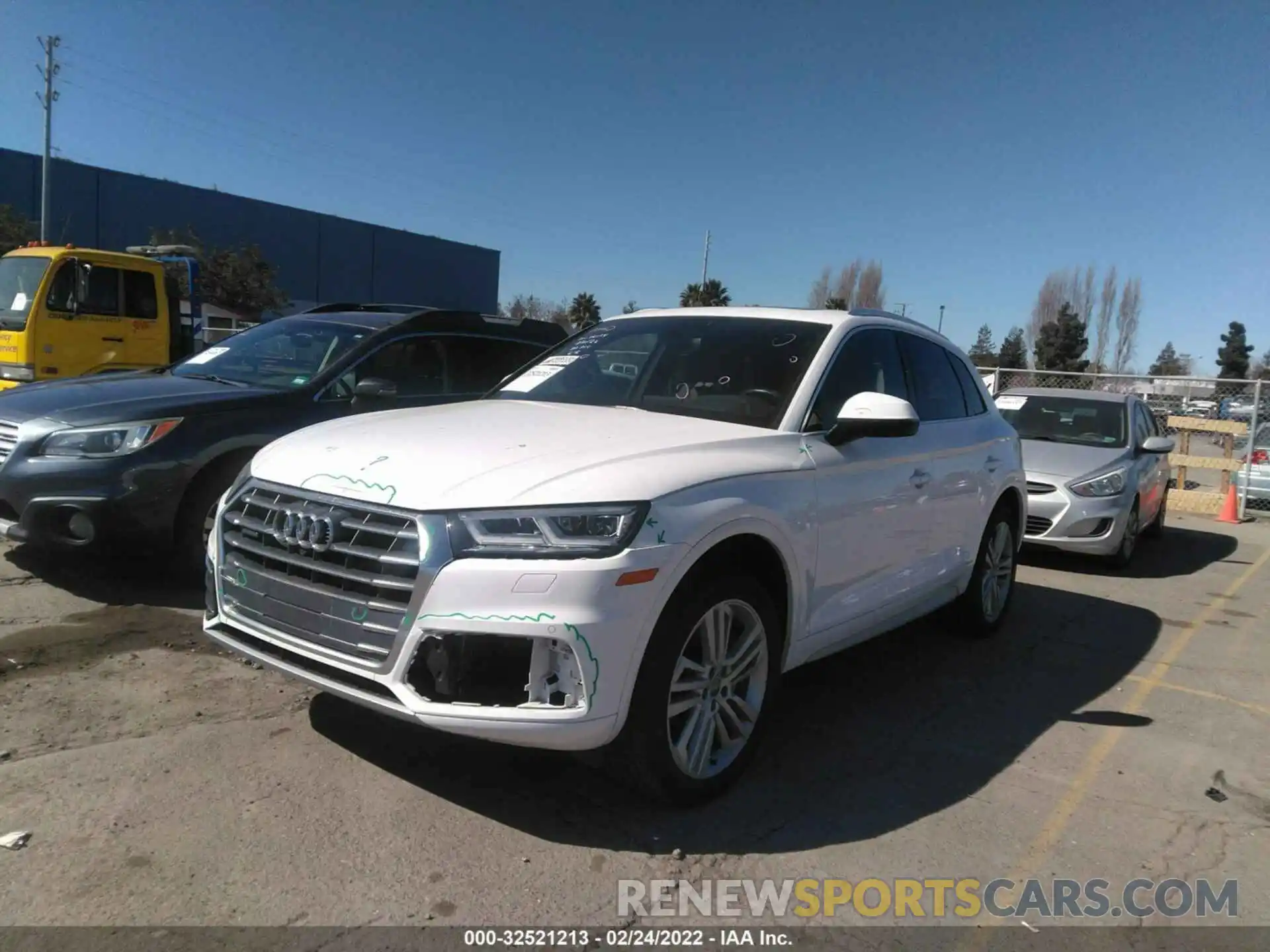 2 Фотография поврежденного автомобиля WA1BNAFY6K2032305 AUDI Q5 2019