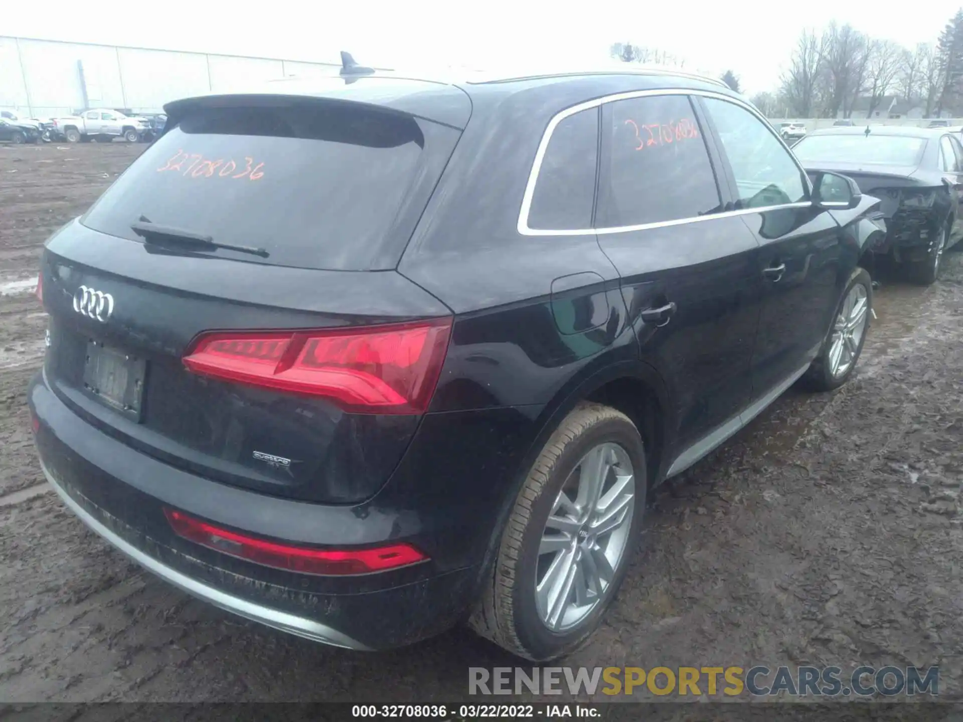 4 Фотография поврежденного автомобиля WA1BNAFY6K2036418 AUDI Q5 2019