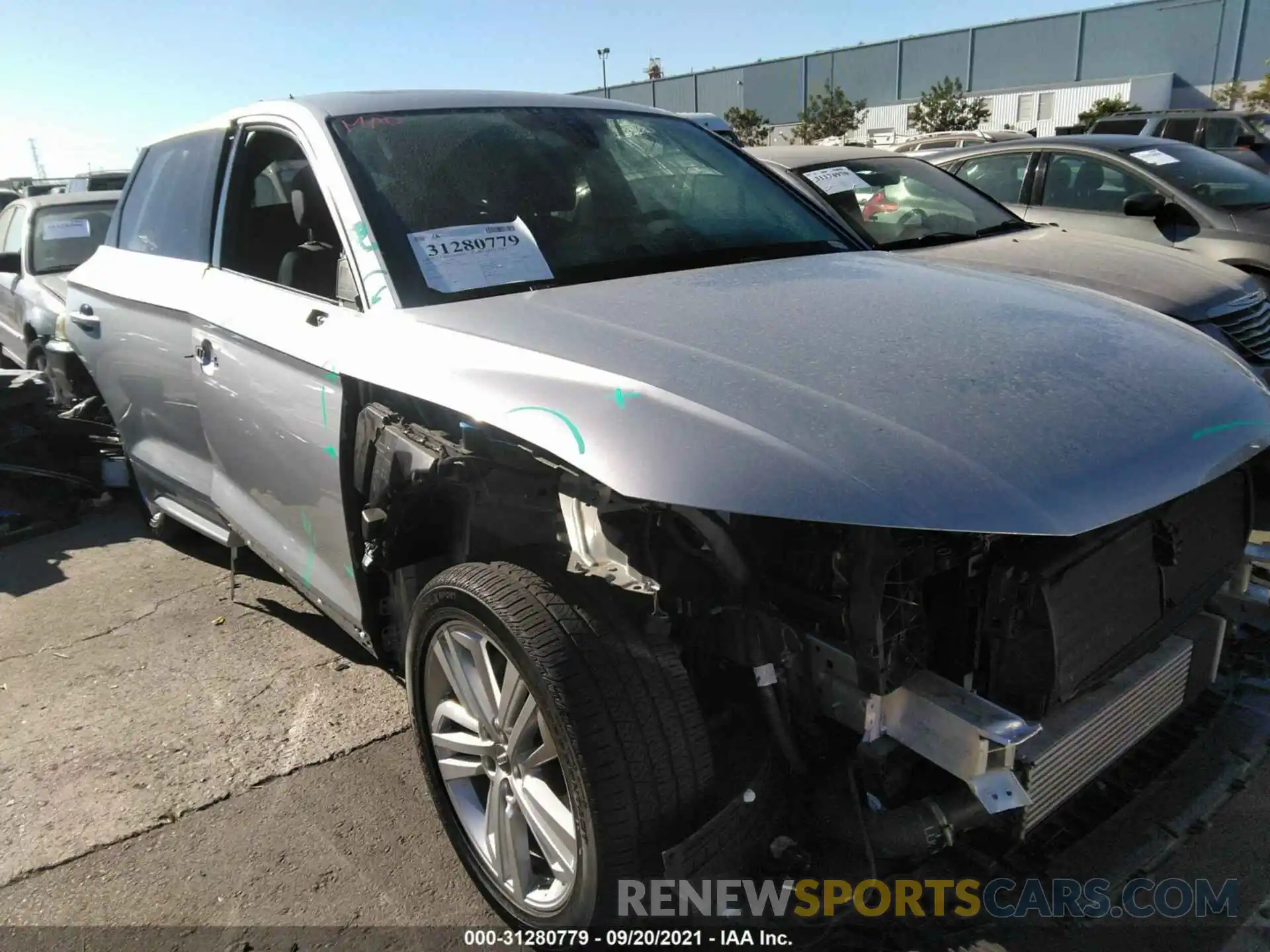 1 Photograph of a damaged car WA1BNAFY6K2037536 AUDI Q5 2019