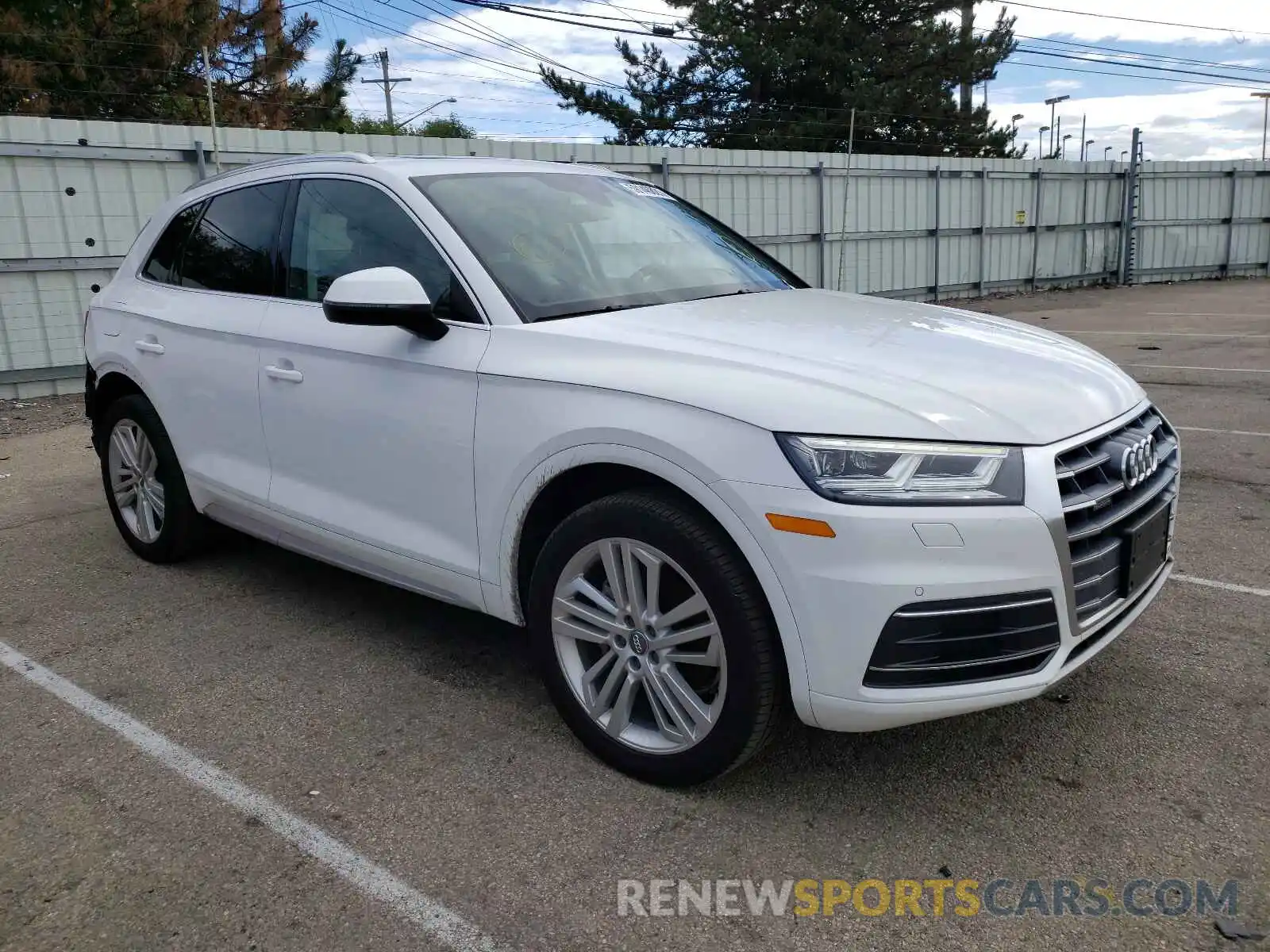 1 Photograph of a damaged car WA1BNAFY6K2048150 AUDI Q5 2019