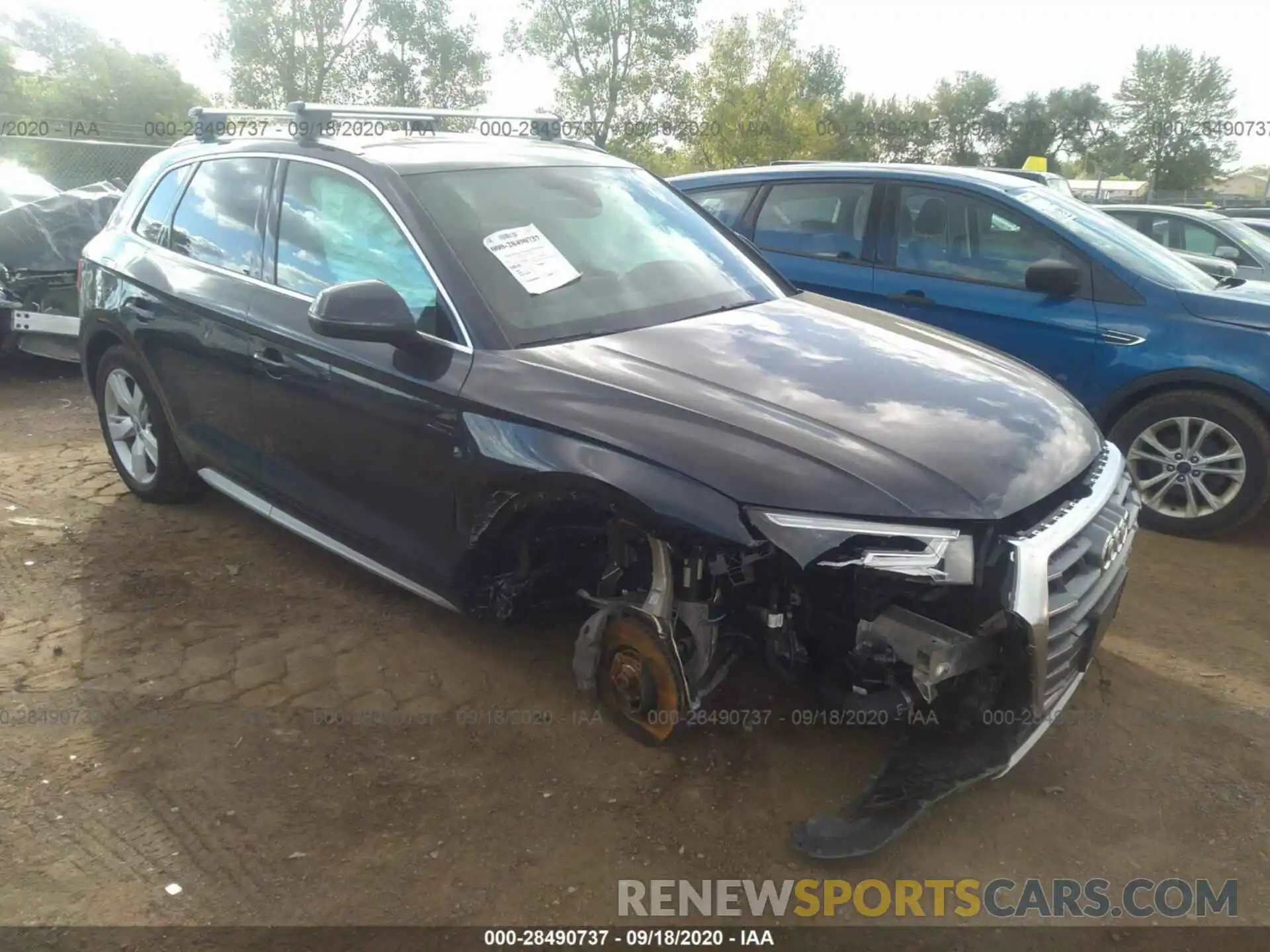 1 Photograph of a damaged car WA1BNAFY6K2049623 AUDI Q5 2019