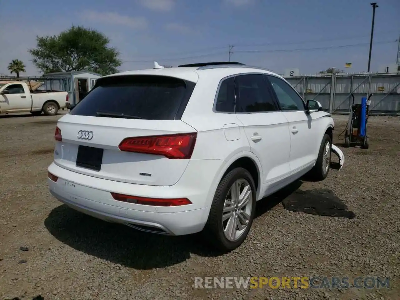 4 Photograph of a damaged car WA1BNAFY6K2053199 AUDI Q5 2019