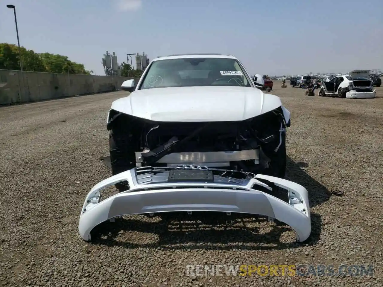 9 Photograph of a damaged car WA1BNAFY6K2053199 AUDI Q5 2019