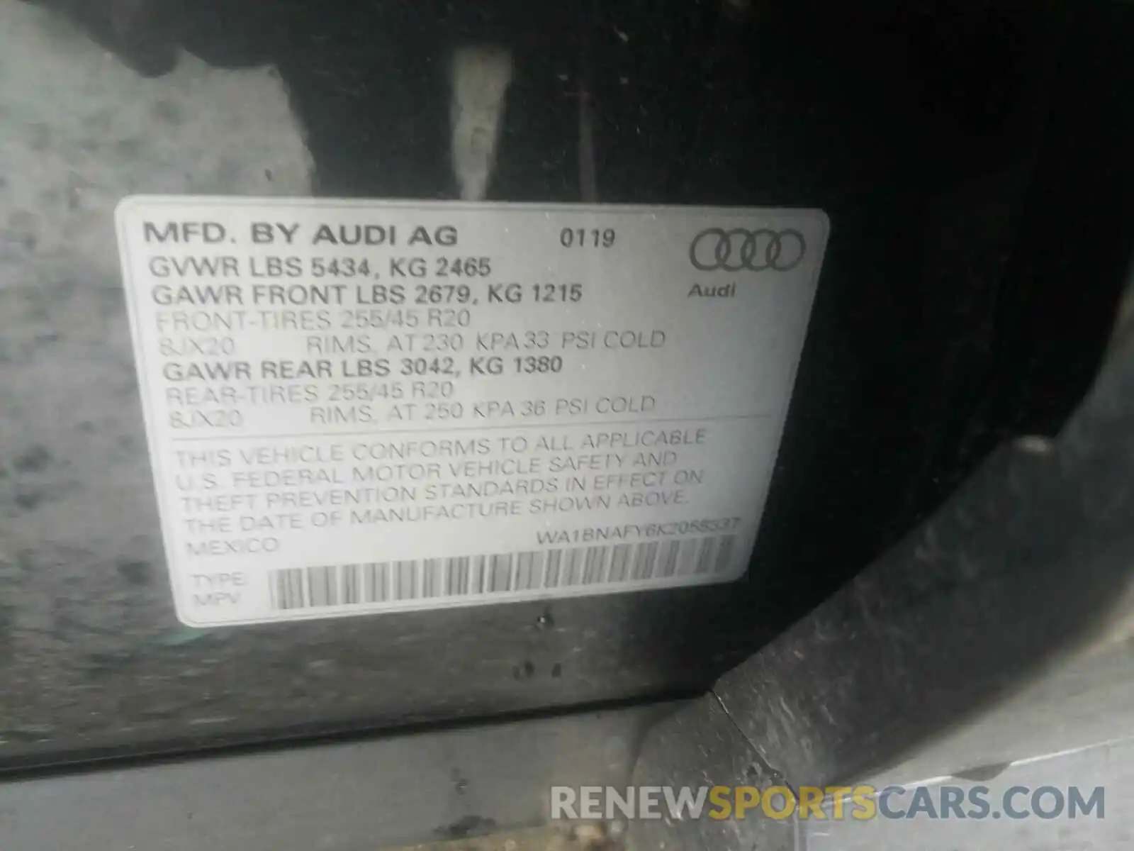 10 Photograph of a damaged car WA1BNAFY6K2058337 AUDI Q5 2019