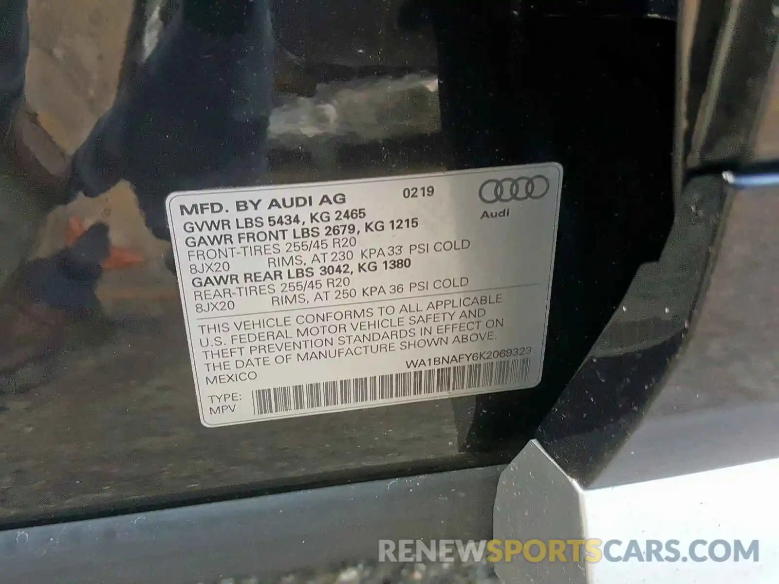 10 Photograph of a damaged car WA1BNAFY6K2069323 AUDI Q5 2019