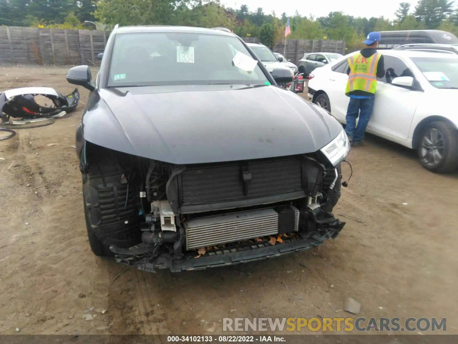 6 Photograph of a damaged car WA1BNAFY6K2074327 AUDI Q5 2019