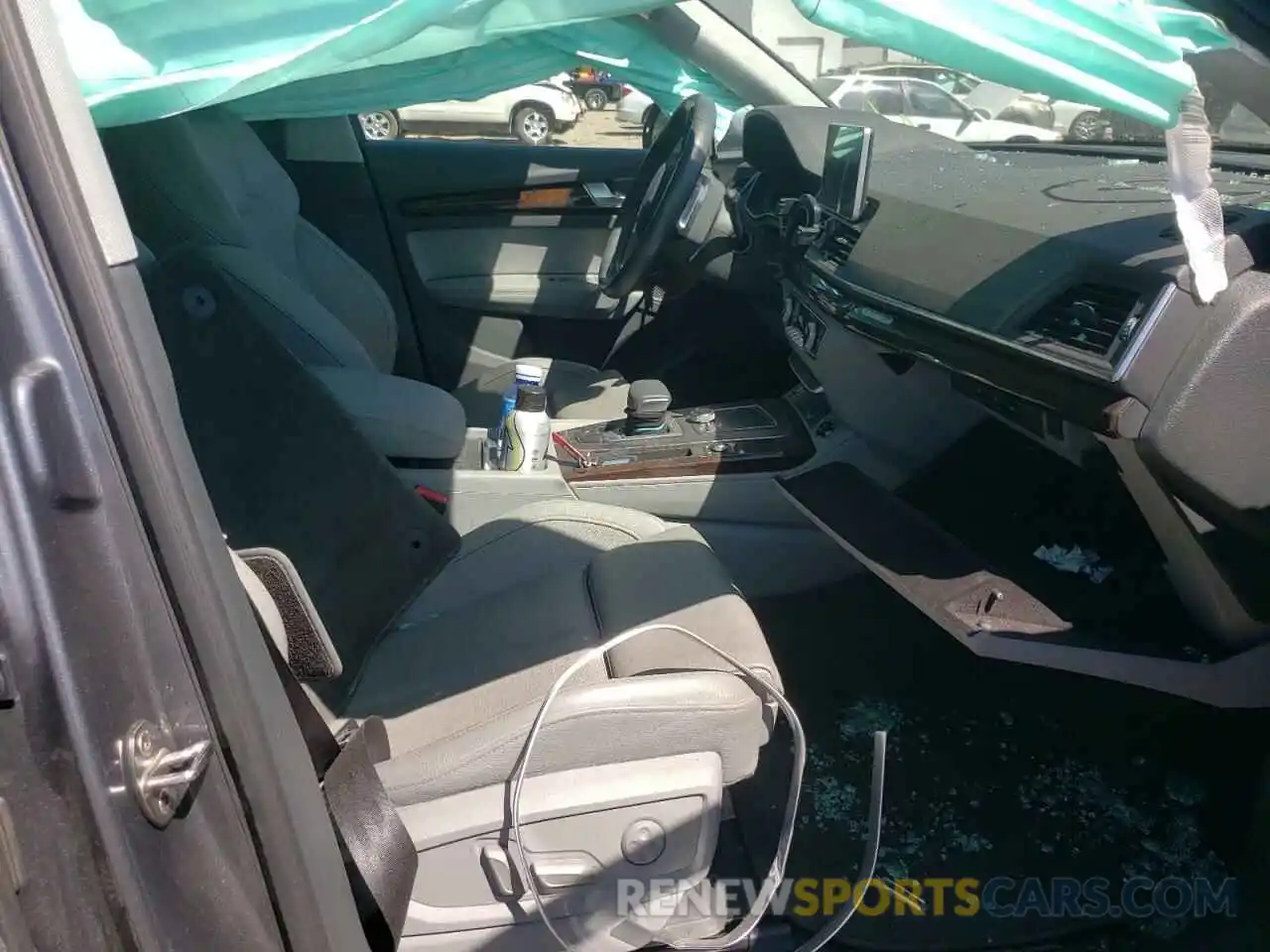 5 Photograph of a damaged car WA1BNAFY6K2086039 AUDI Q5 2019