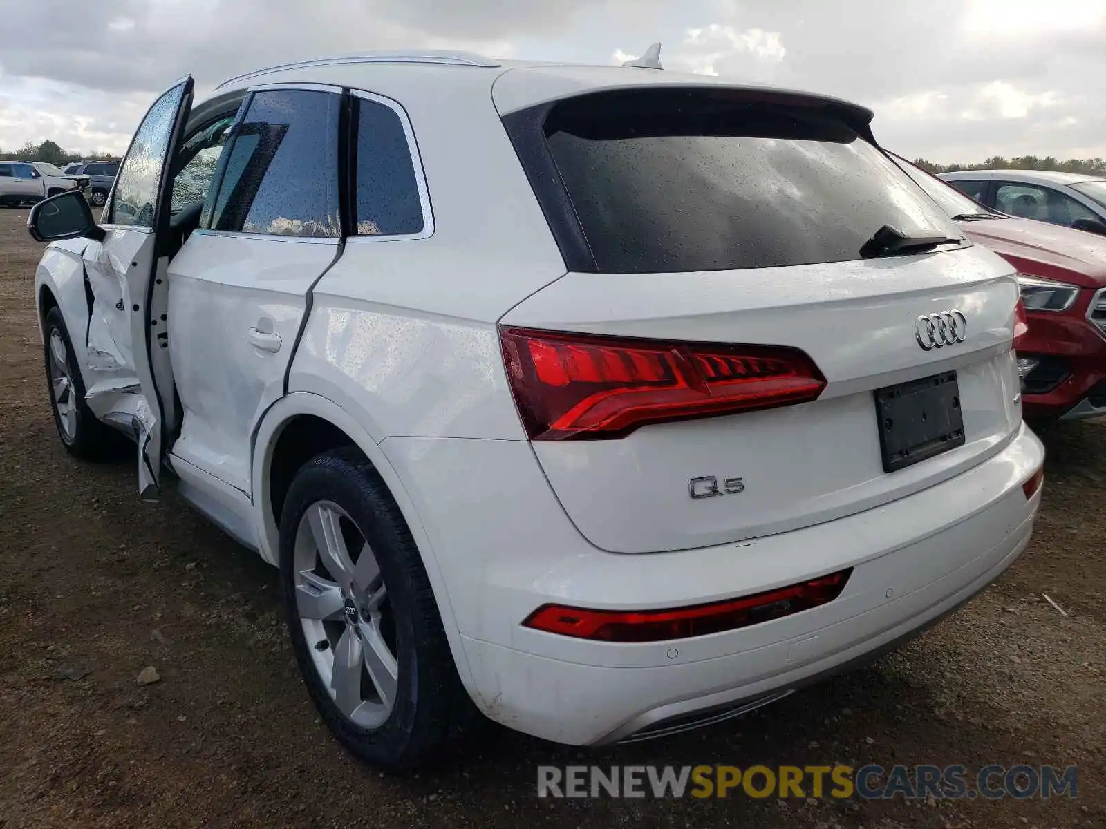 3 Фотография поврежденного автомобиля WA1BNAFY6K2087014 AUDI Q5 2019