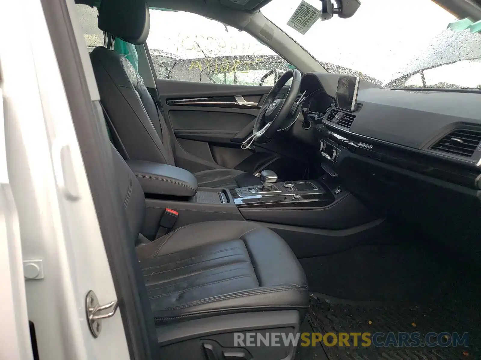 5 Photograph of a damaged car WA1BNAFY6K2087014 AUDI Q5 2019