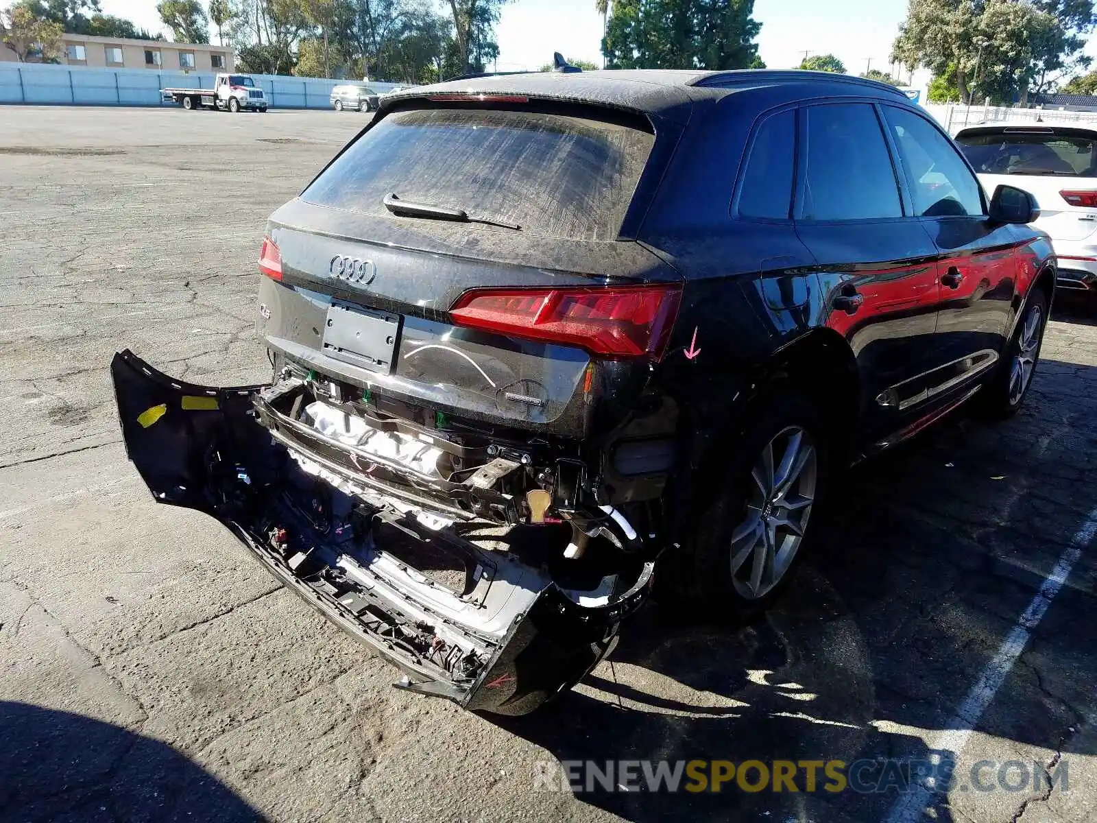 4 Photograph of a damaged car WA1BNAFY6K2091015 AUDI Q5 2019