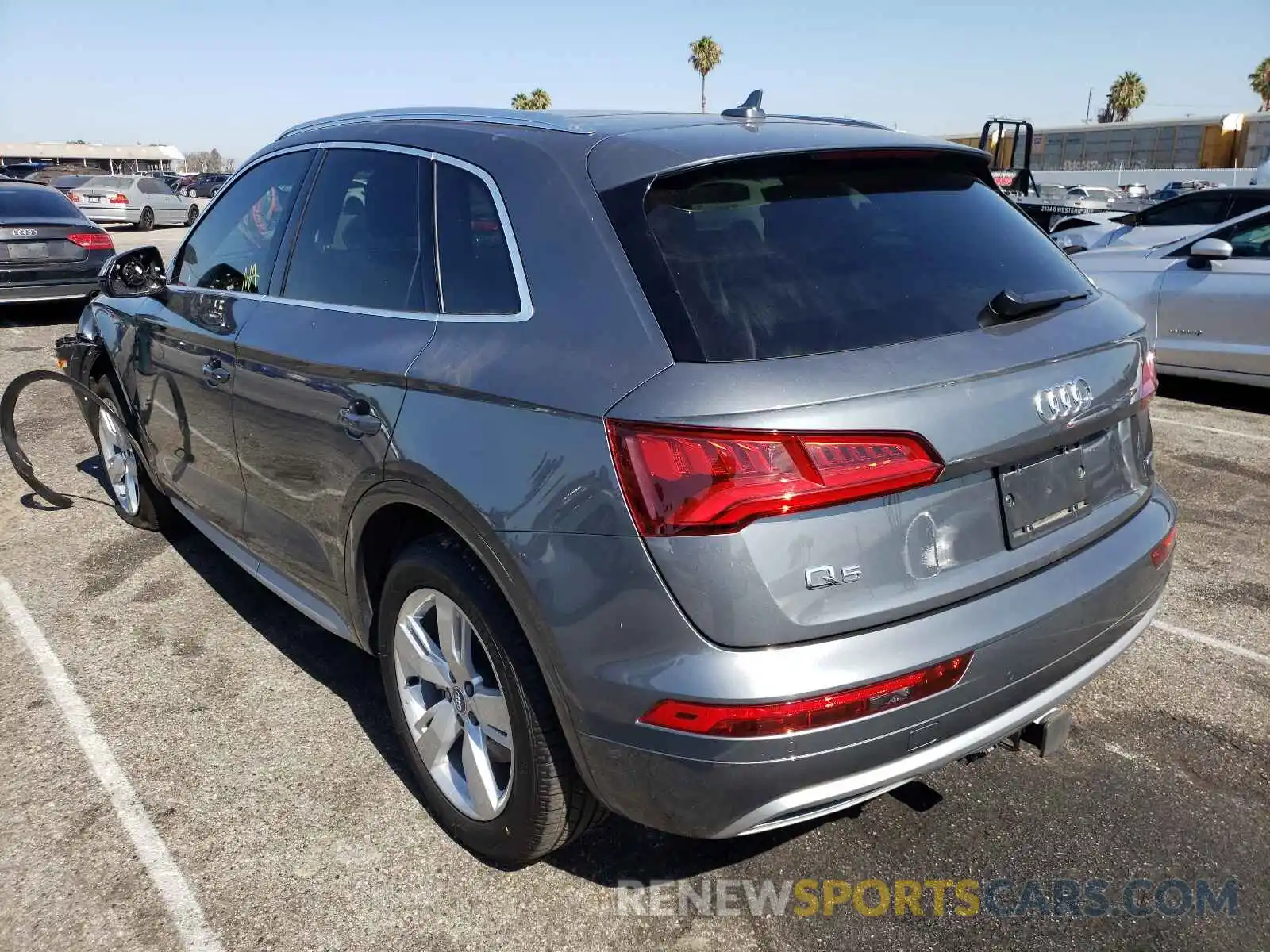 3 Фотография поврежденного автомобиля WA1BNAFY6K2091791 AUDI Q5 2019