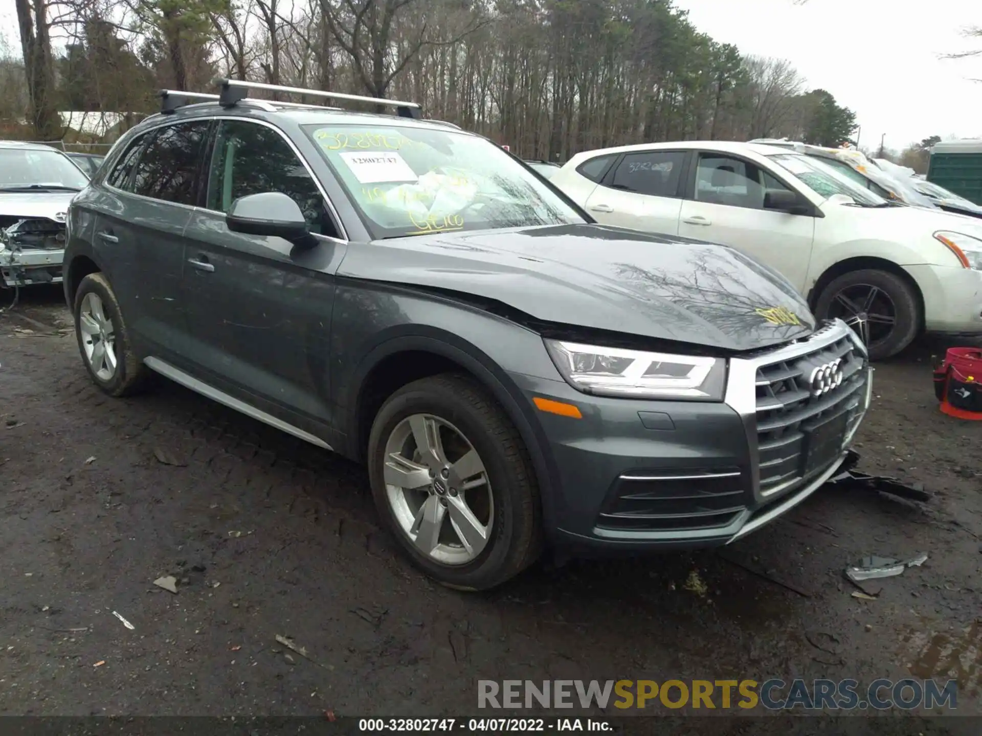 1 Photograph of a damaged car WA1BNAFY6K2092486 AUDI Q5 2019