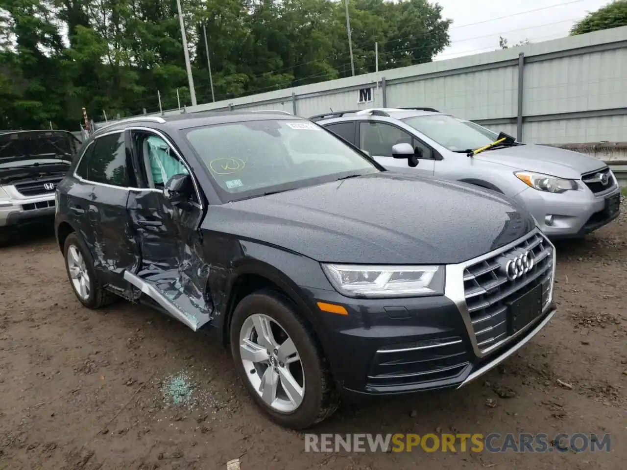 1 Photograph of a damaged car WA1BNAFY6K2097834 AUDI Q5 2019