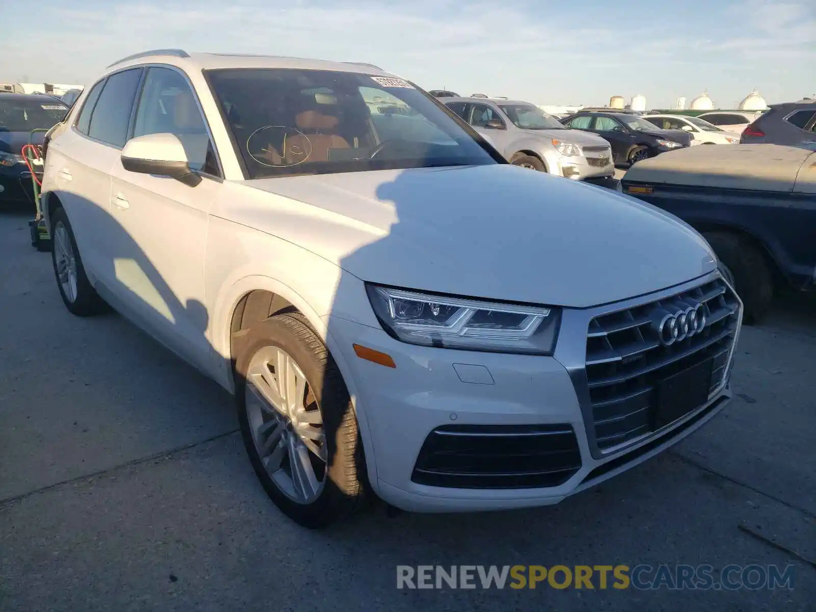 1 Photograph of a damaged car WA1BNAFY6K2098109 AUDI Q5 2019