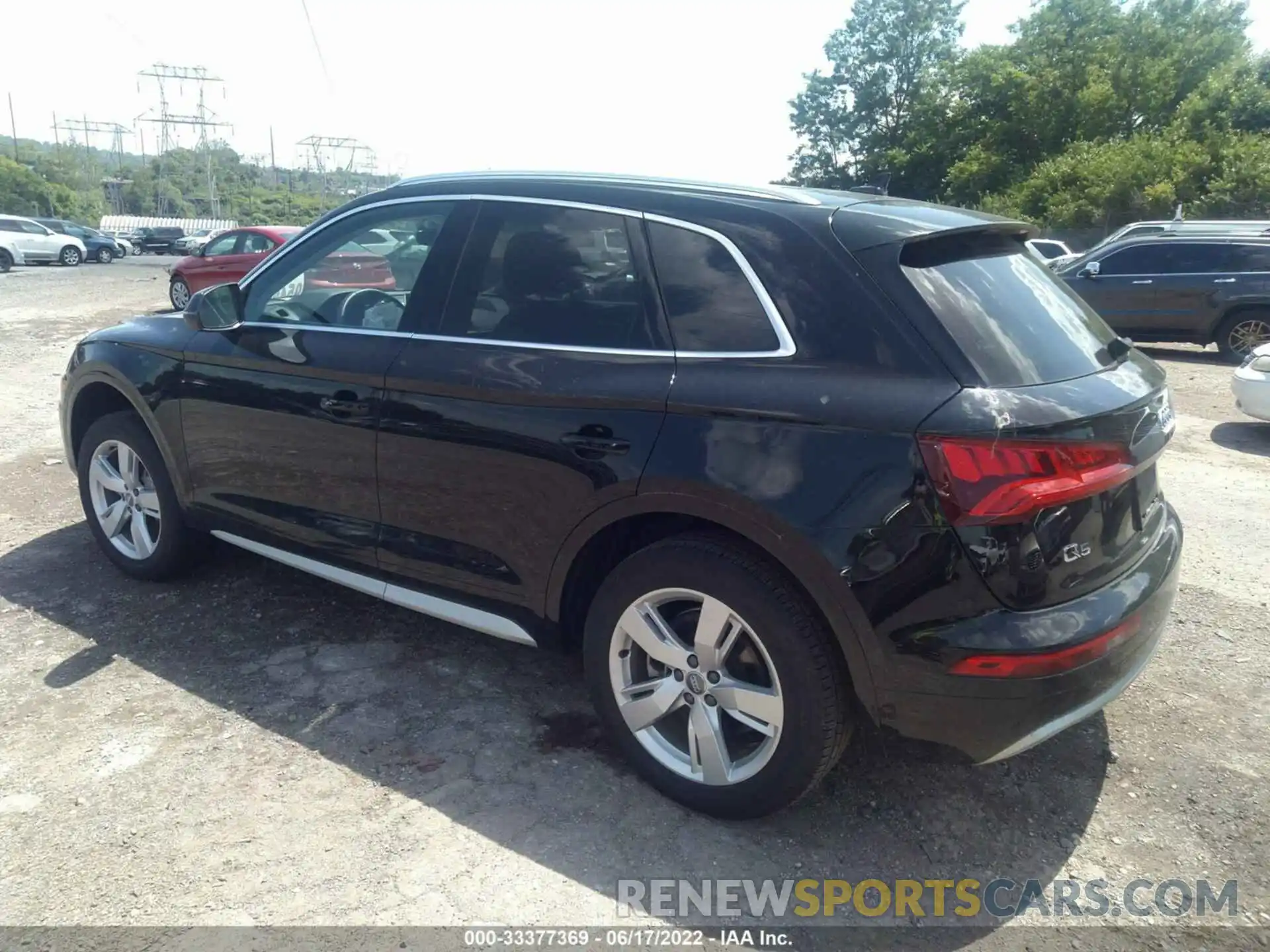 3 Фотография поврежденного автомобиля WA1BNAFY6K2099776 AUDI Q5 2019