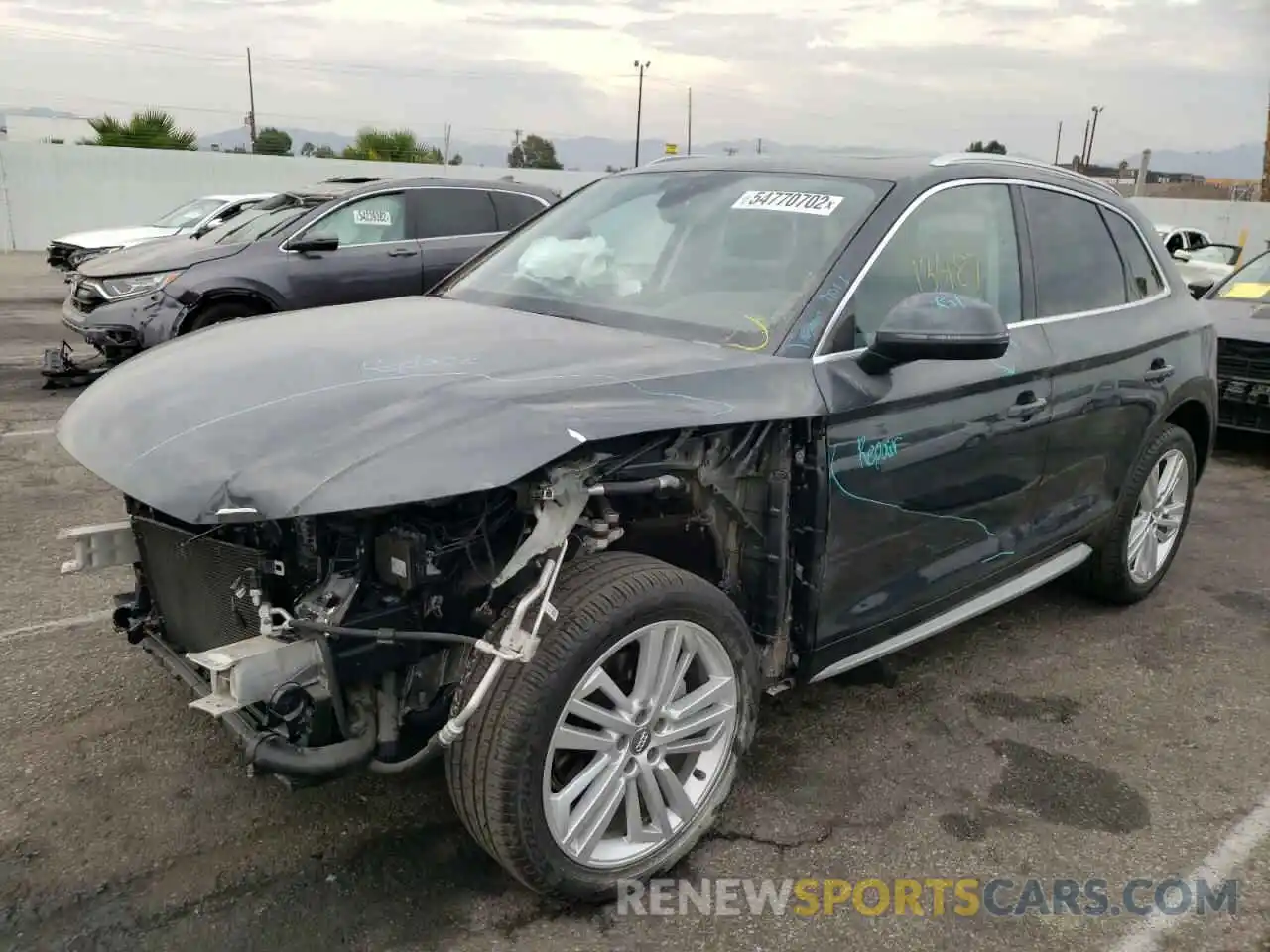 2 Фотография поврежденного автомобиля WA1BNAFY6K2103051 AUDI Q5 2019