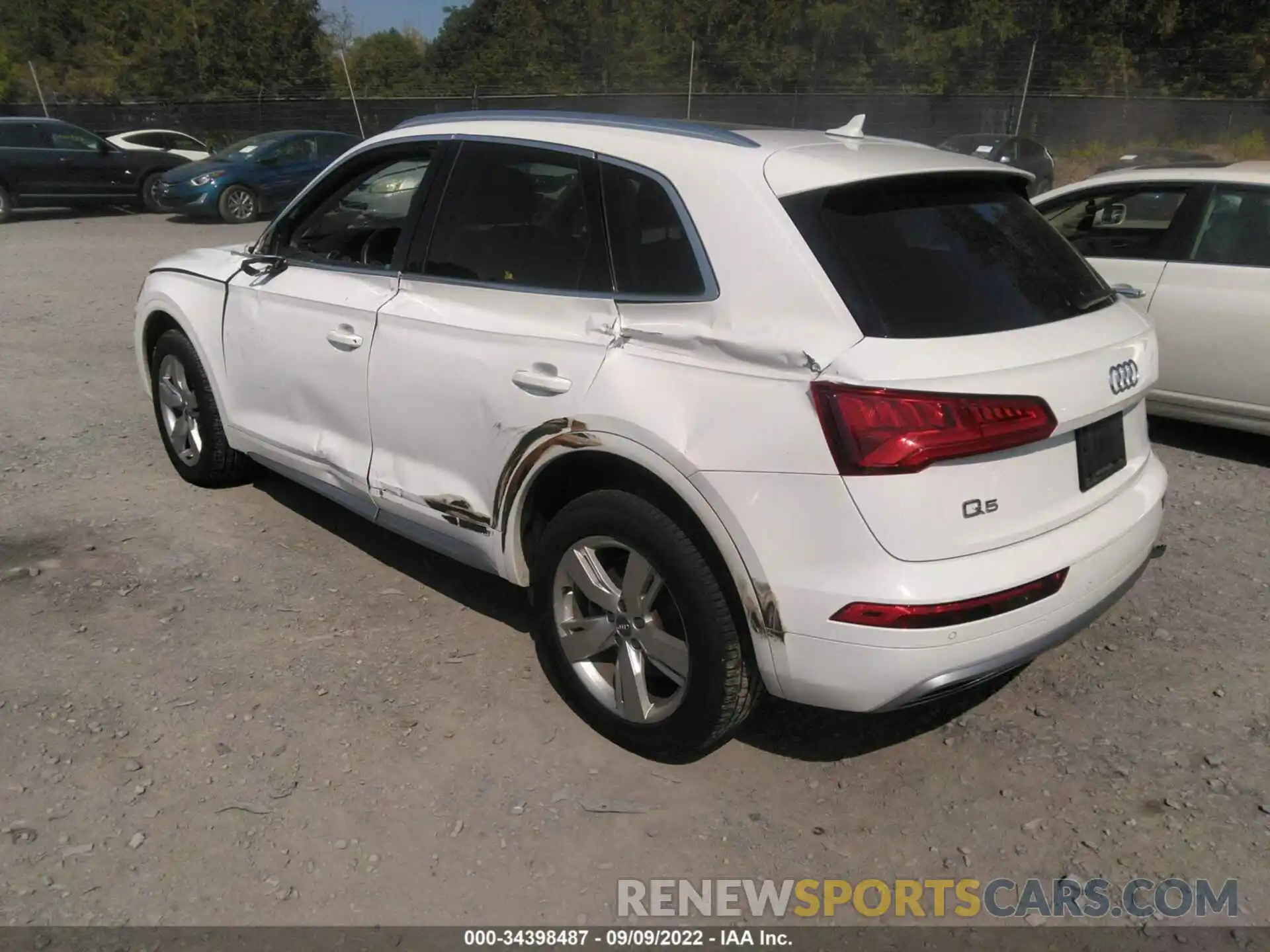 3 Фотография поврежденного автомобиля WA1BNAFY6K2123087 AUDI Q5 2019