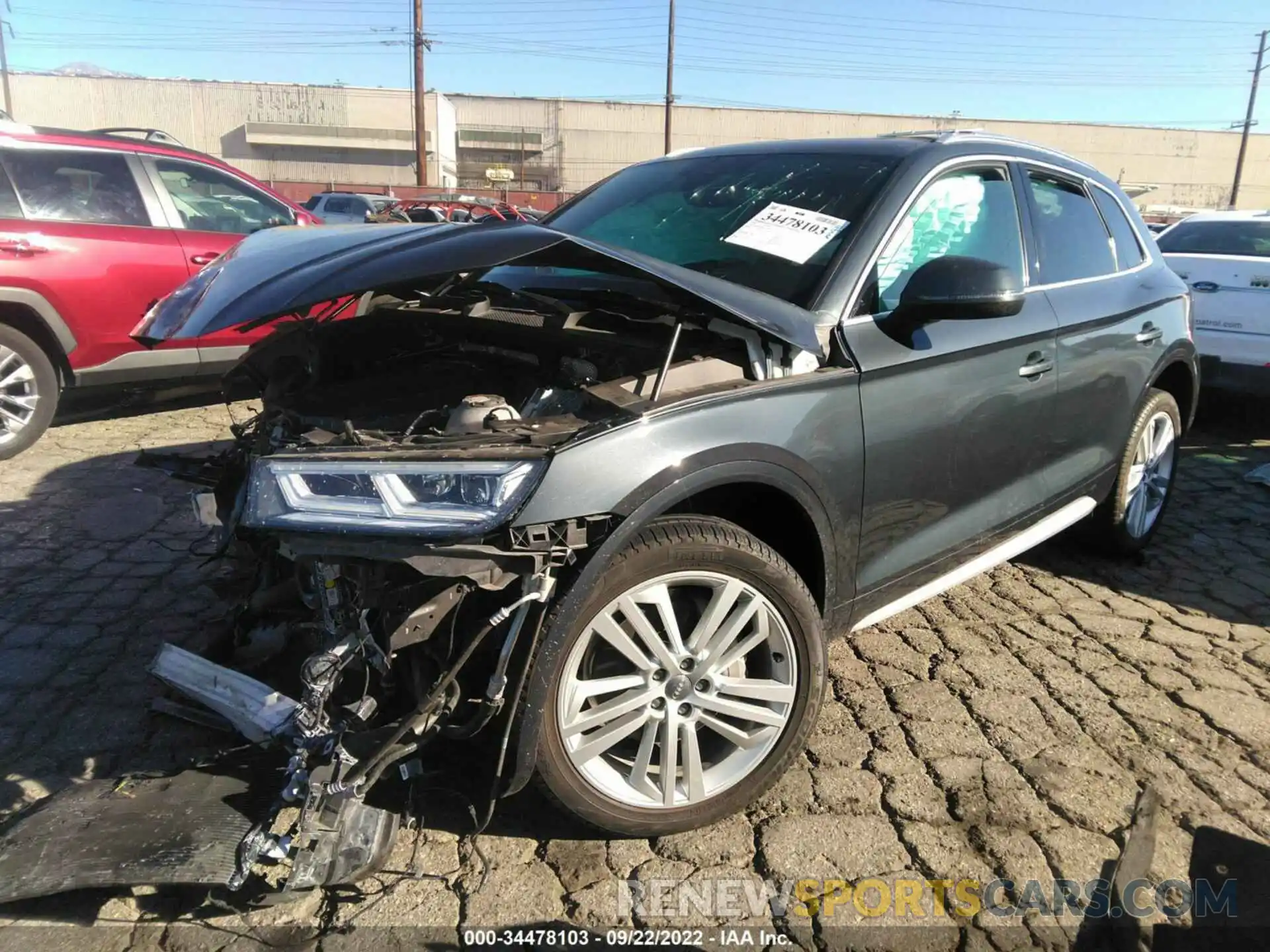 2 Фотография поврежденного автомобиля WA1BNAFY6K2124093 AUDI Q5 2019