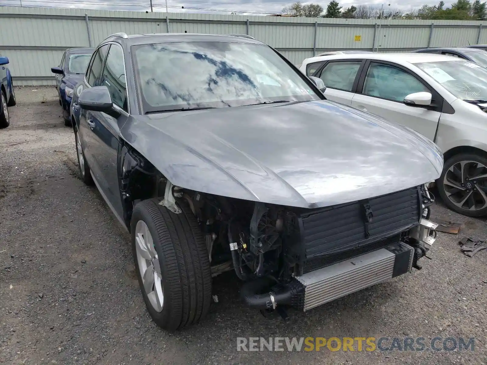 1 Photograph of a damaged car WA1BNAFY6K2130590 AUDI Q5 2019