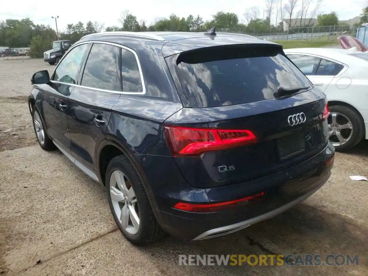 3 Фотография поврежденного автомобиля WA1BNAFY6K2130685 AUDI Q5 2019