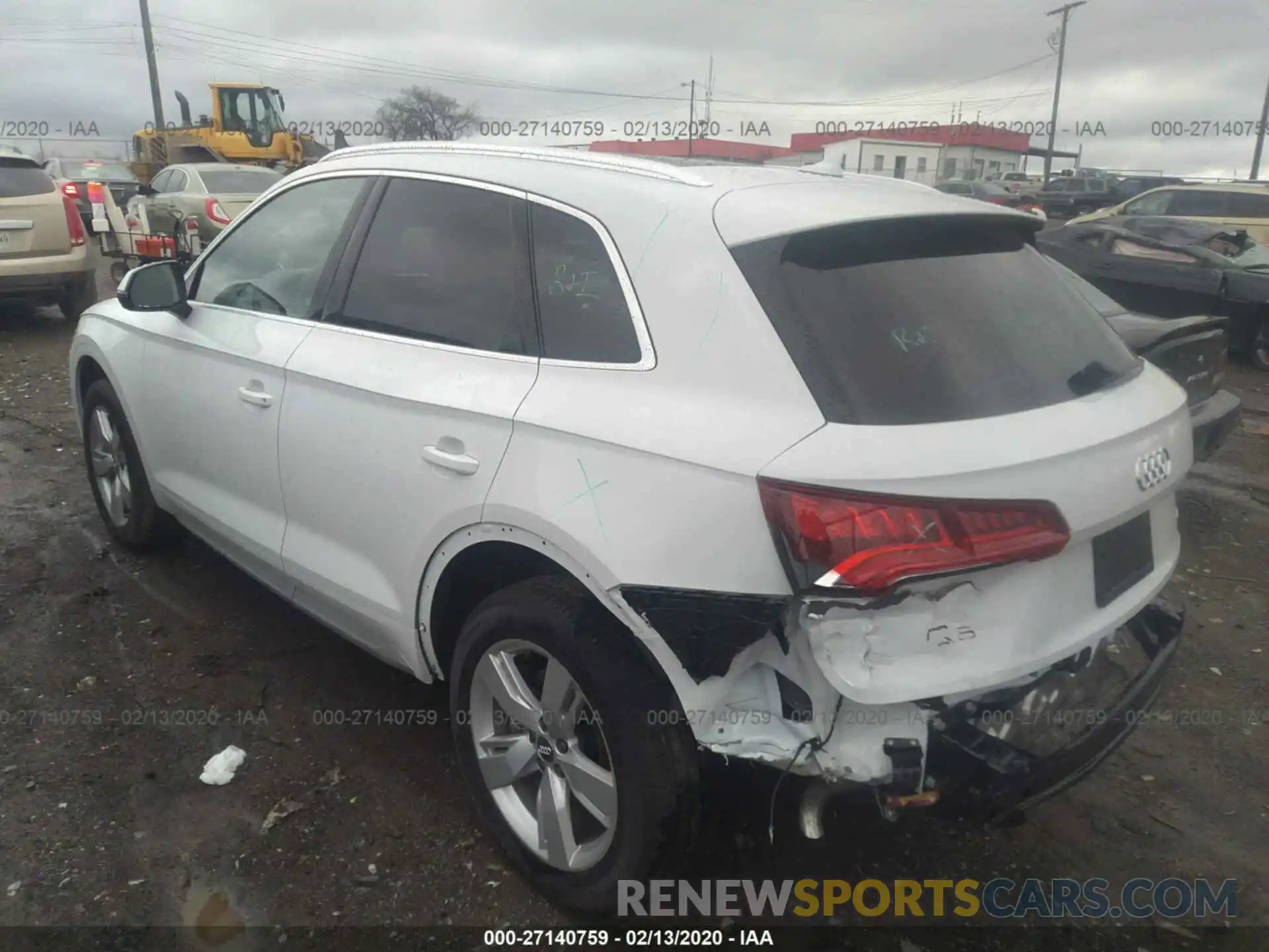 3 Фотография поврежденного автомобиля WA1BNAFY6K2143324 AUDI Q5 2019