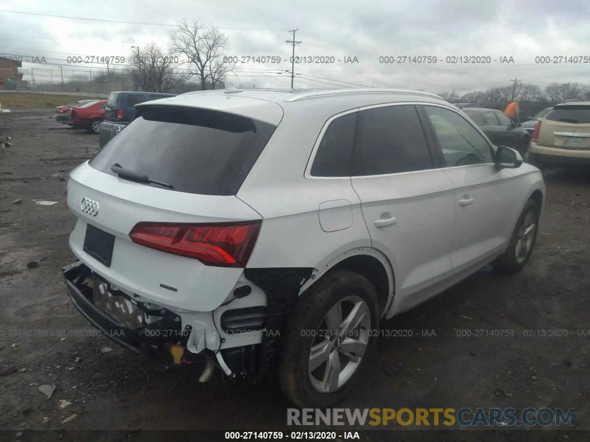 4 Photograph of a damaged car WA1BNAFY6K2143324 AUDI Q5 2019