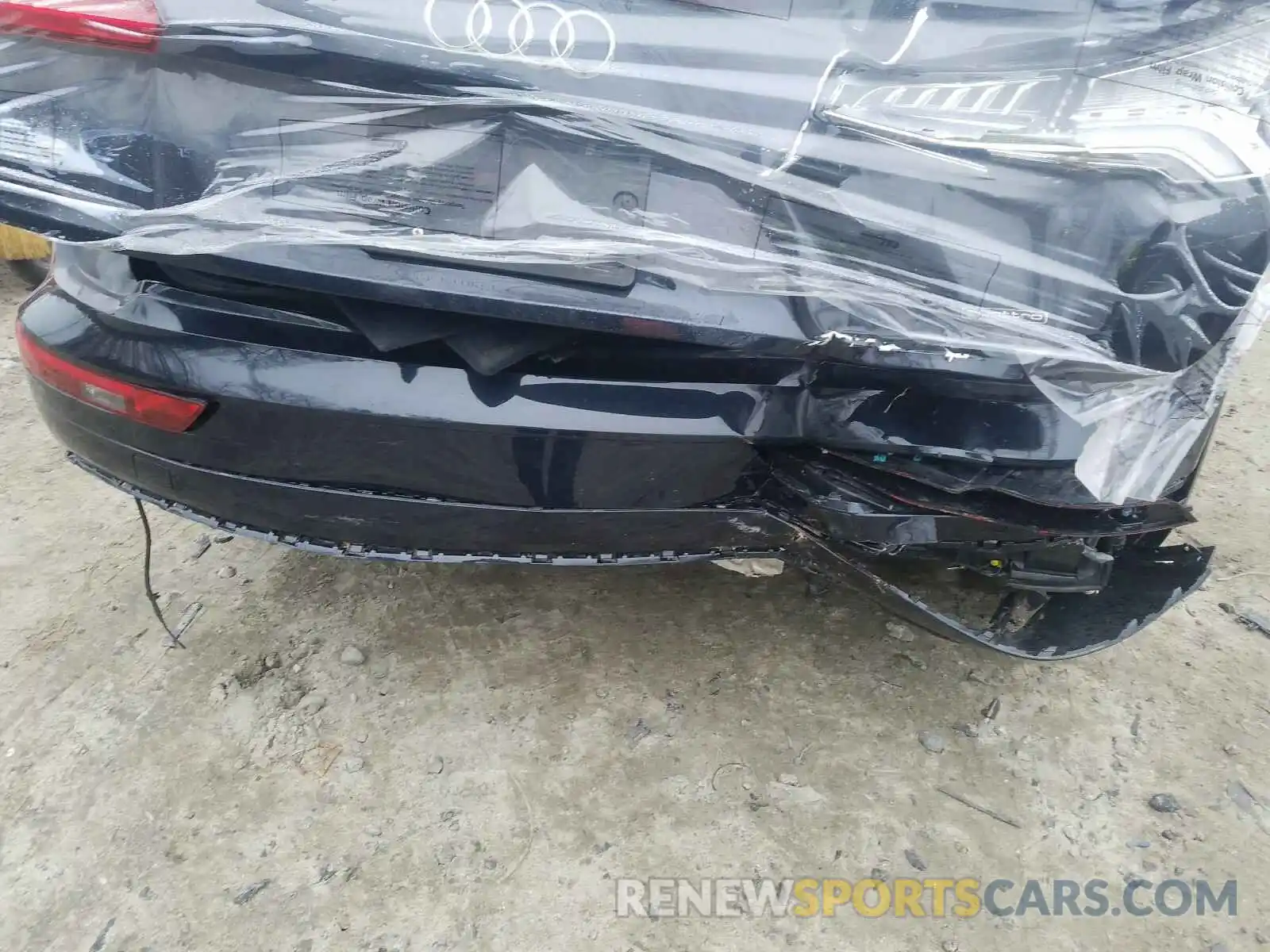 9 Photograph of a damaged car WA1BNAFY6K2144604 AUDI Q5 2019