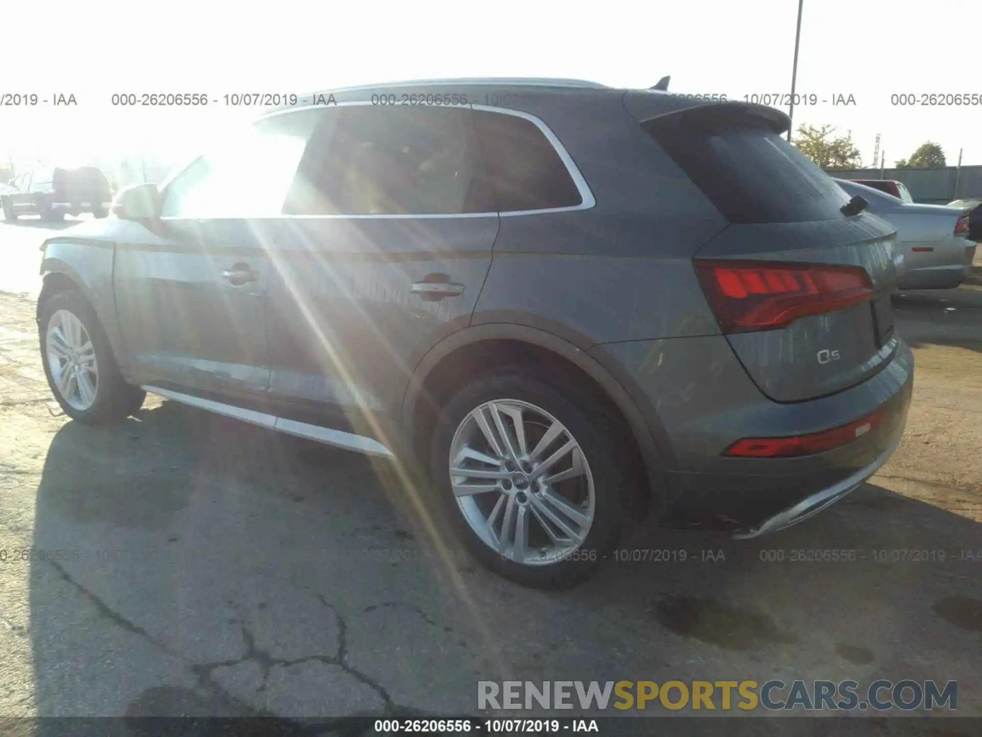 3 Photograph of a damaged car WA1BNAFY7K2019420 AUDI Q5 2019