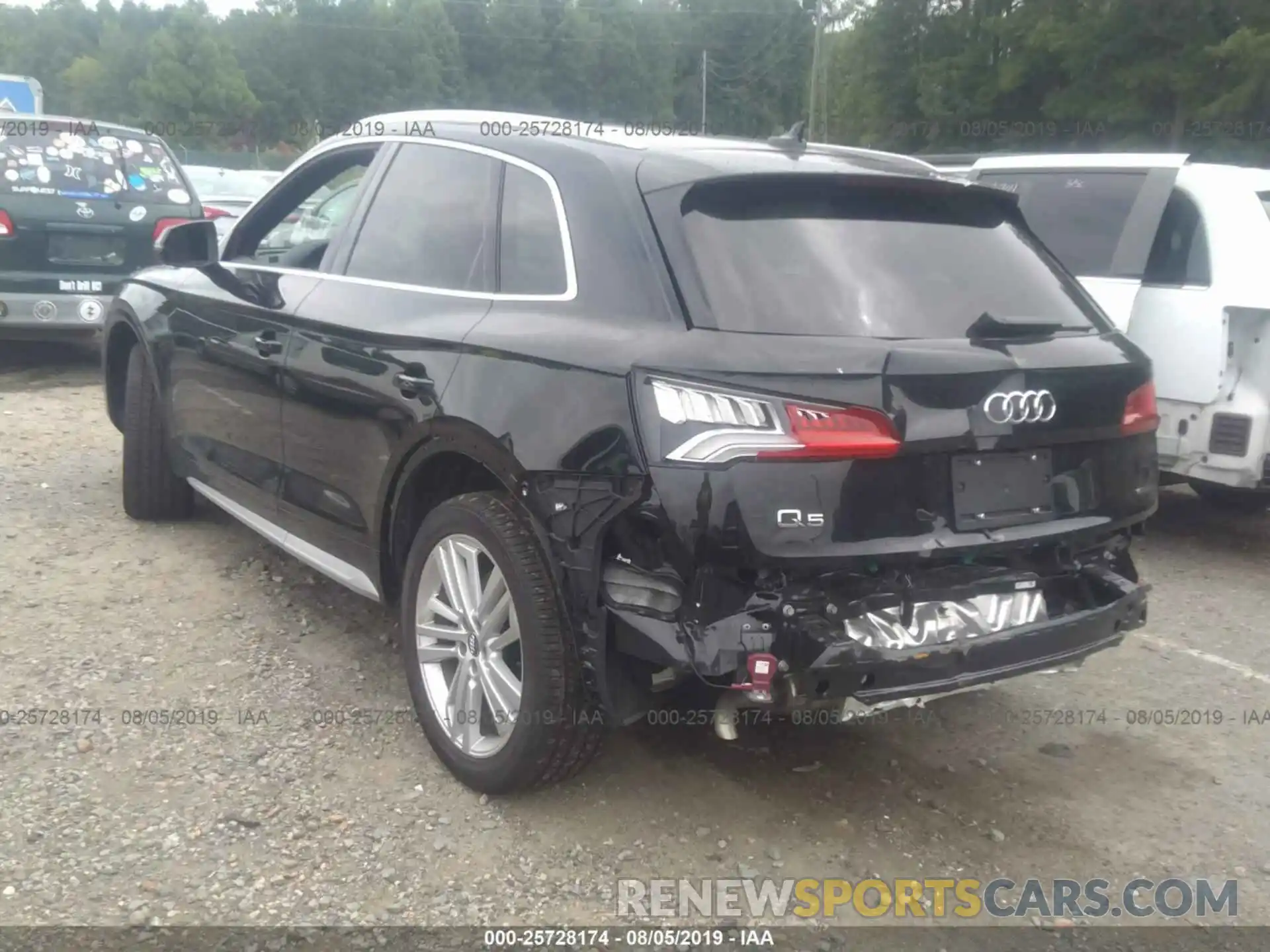 3 Photograph of a damaged car WA1BNAFY7K2020390 AUDI Q5 2019