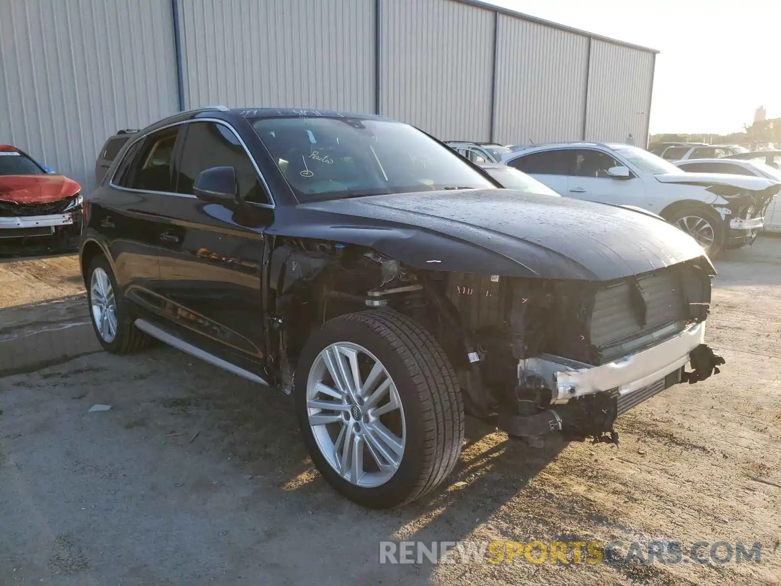 1 Фотография поврежденного автомобиля WA1BNAFY7K2022494 AUDI Q5 2019