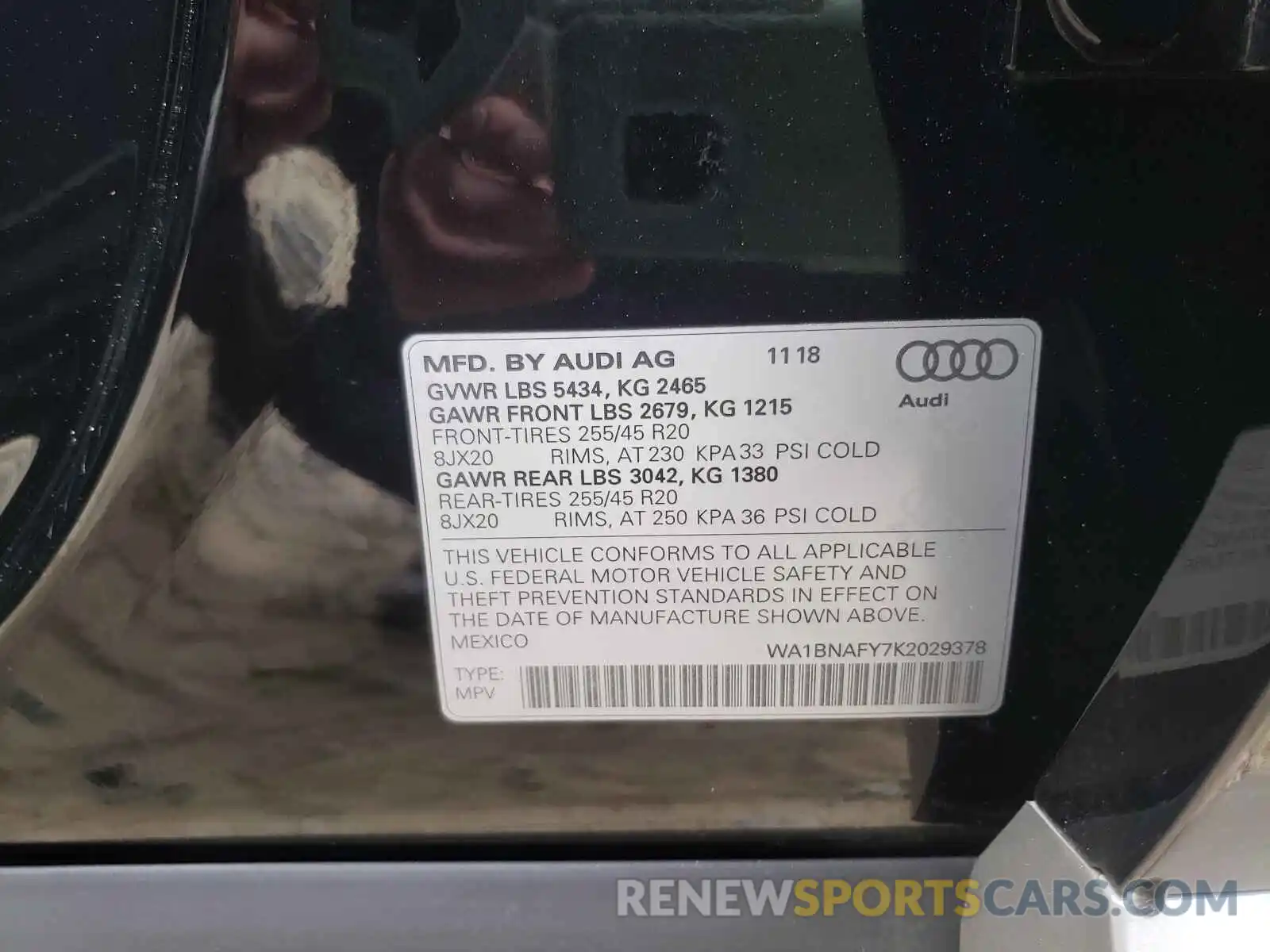 10 Photograph of a damaged car WA1BNAFY7K2029378 AUDI Q5 2019