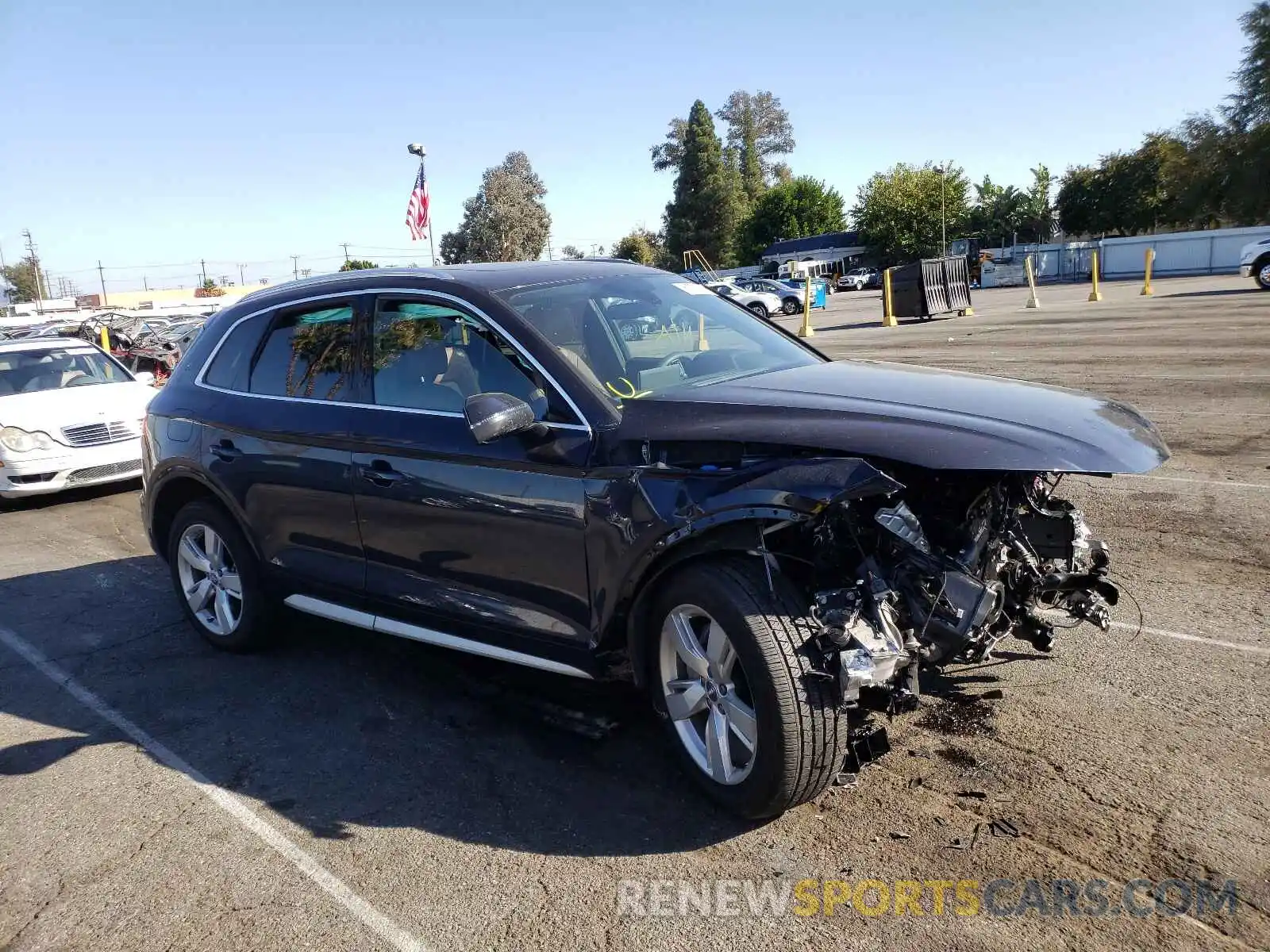 1 Photograph of a damaged car WA1BNAFY7K2030322 AUDI Q5 2019