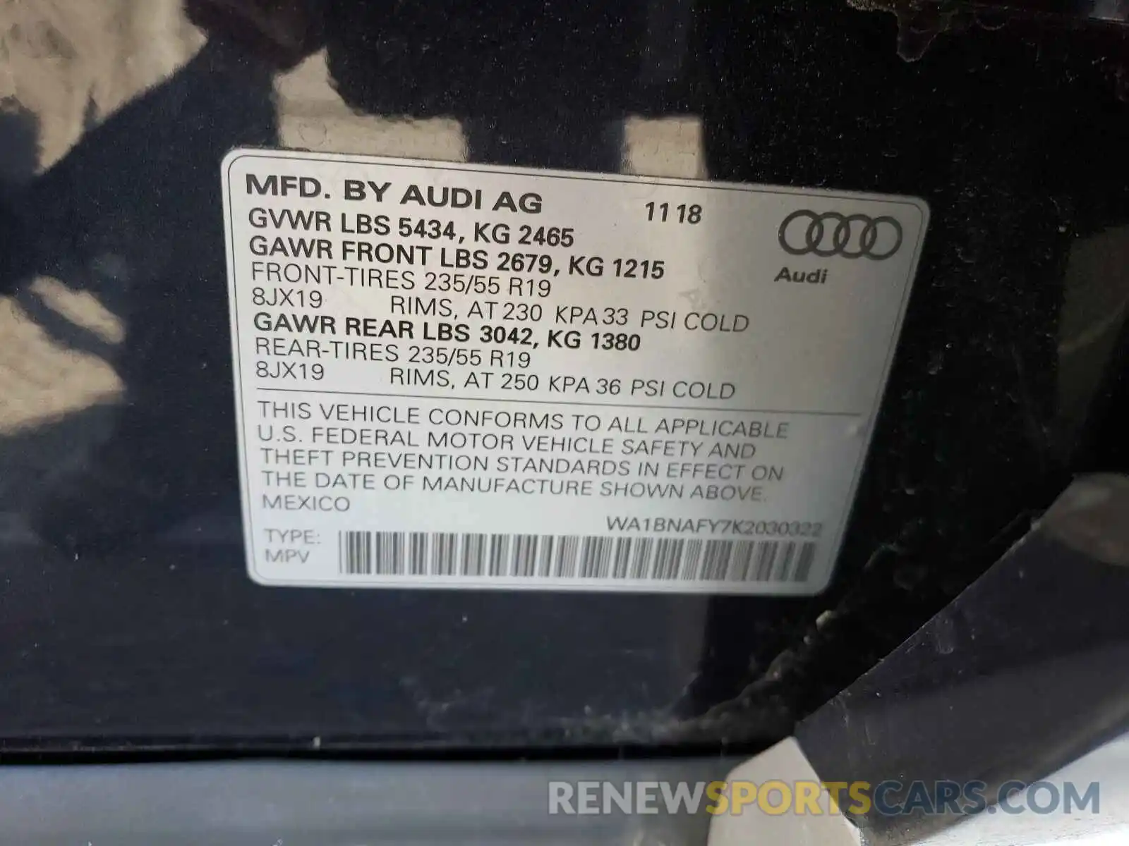 10 Photograph of a damaged car WA1BNAFY7K2030322 AUDI Q5 2019