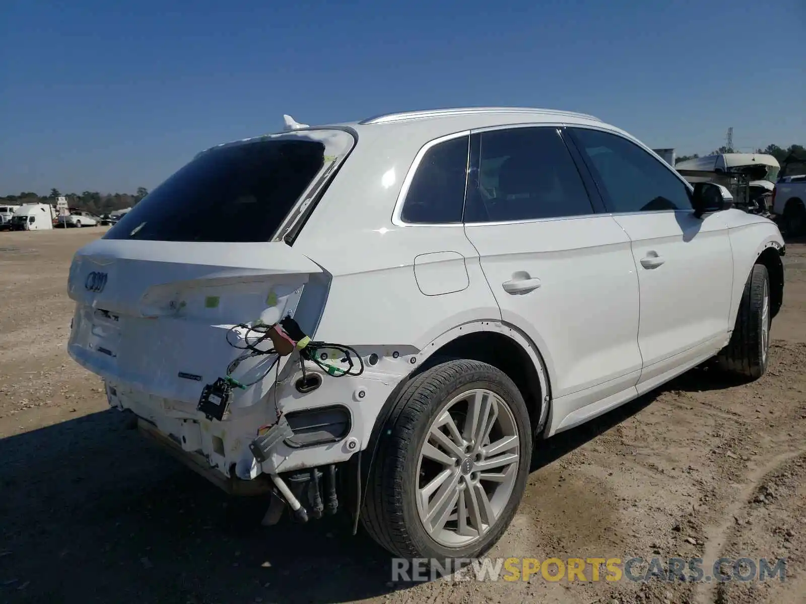 4 Фотография поврежденного автомобиля WA1BNAFY7K2033141 AUDI Q5 2019