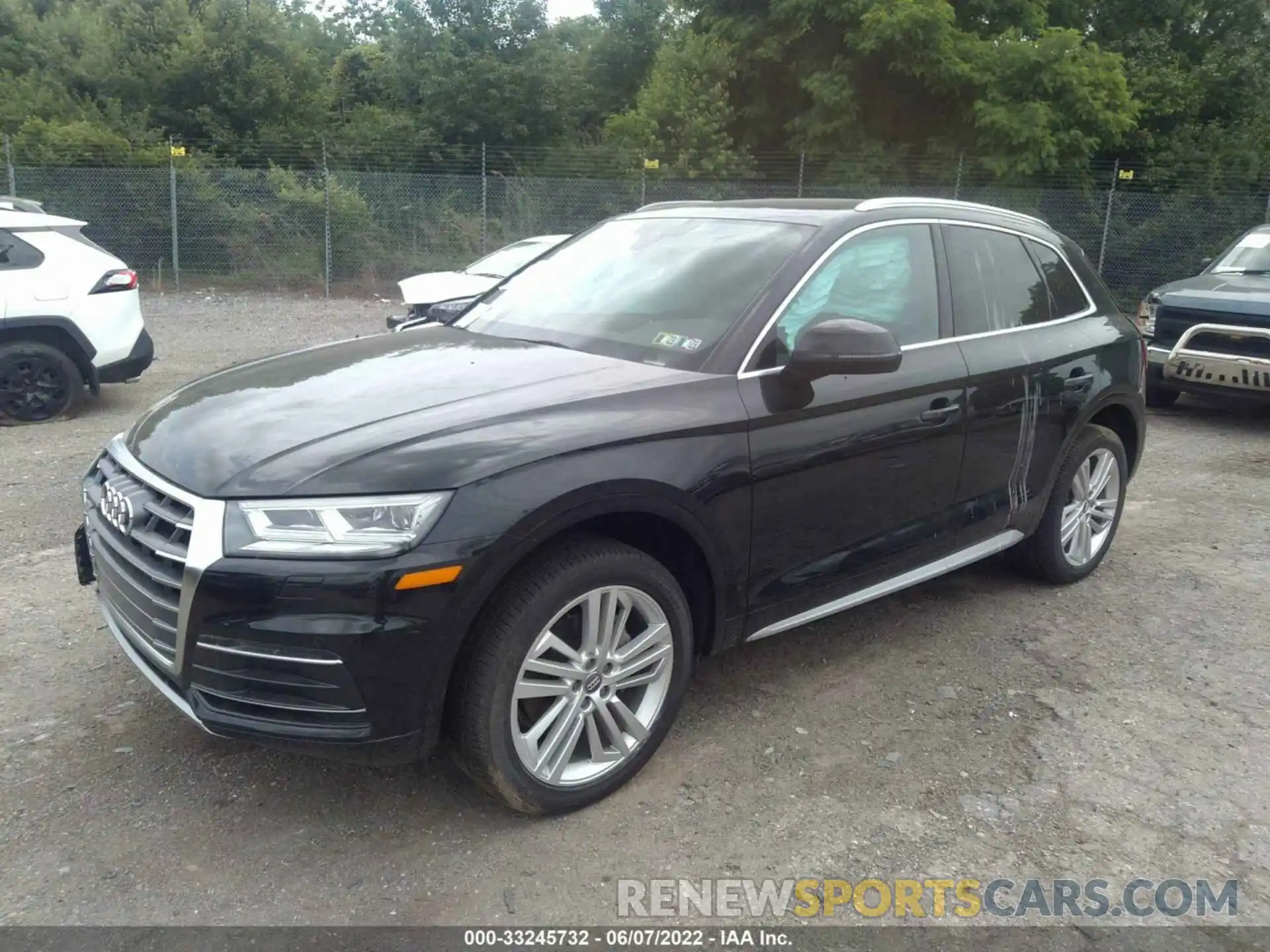 2 Photograph of a damaged car WA1BNAFY7K2041918 AUDI Q5 2019