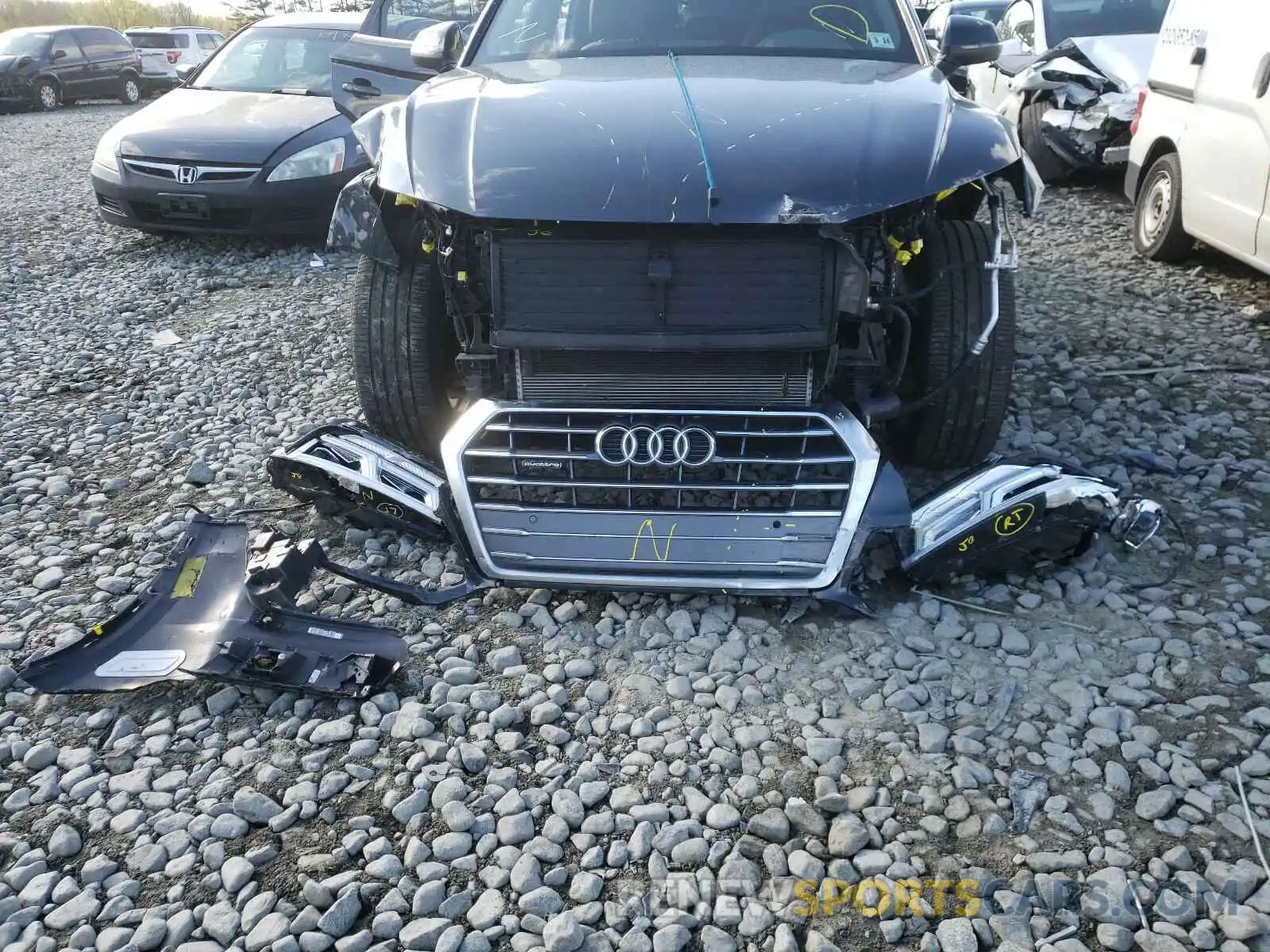 9 Фотография поврежденного автомобиля WA1BNAFY7K2045550 AUDI Q5 2019