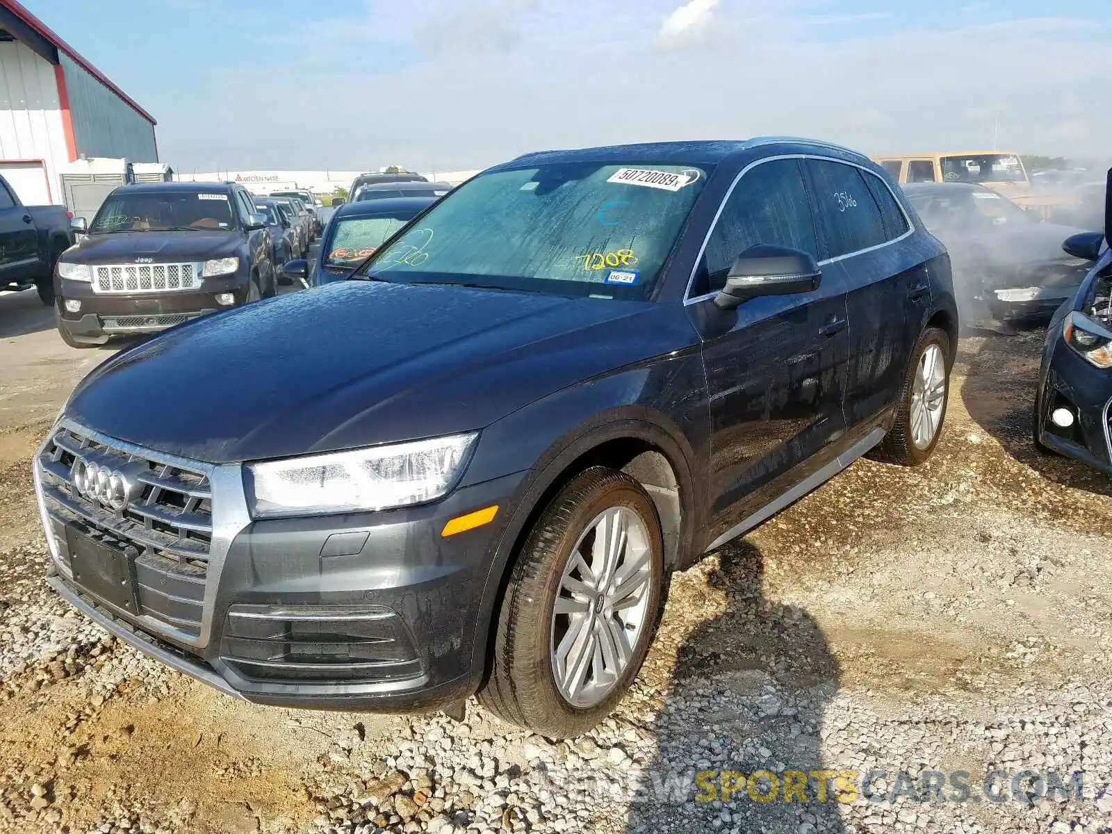 2 Фотография поврежденного автомобиля WA1BNAFY7K2067208 AUDI Q5 2019