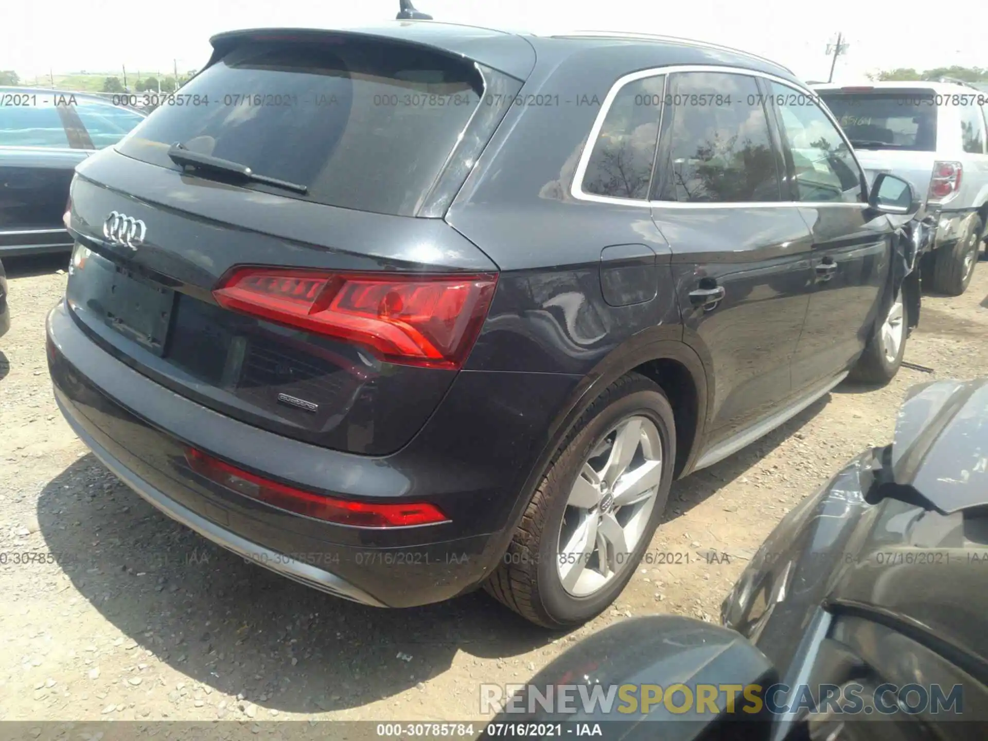 4 Фотография поврежденного автомобиля WA1BNAFY7K2072988 AUDI Q5 2019