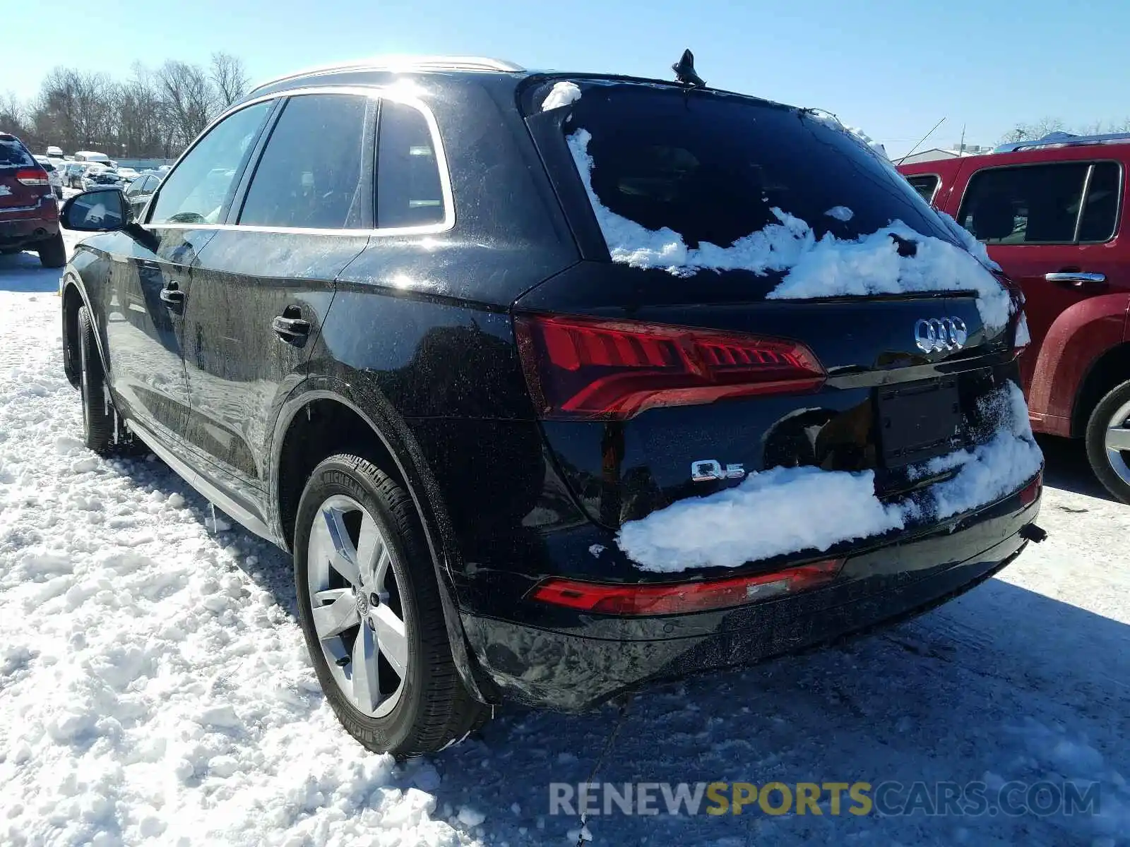 3 Фотография поврежденного автомобиля WA1BNAFY7K2080007 AUDI Q5 2019