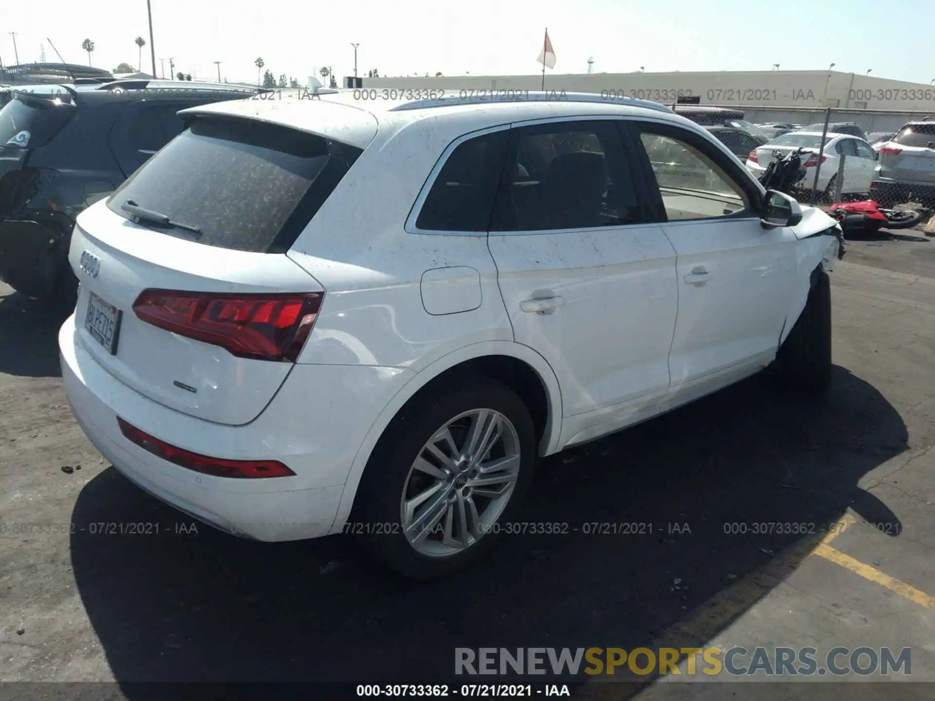 4 Фотография поврежденного автомобиля WA1BNAFY7K2084980 AUDI Q5 2019